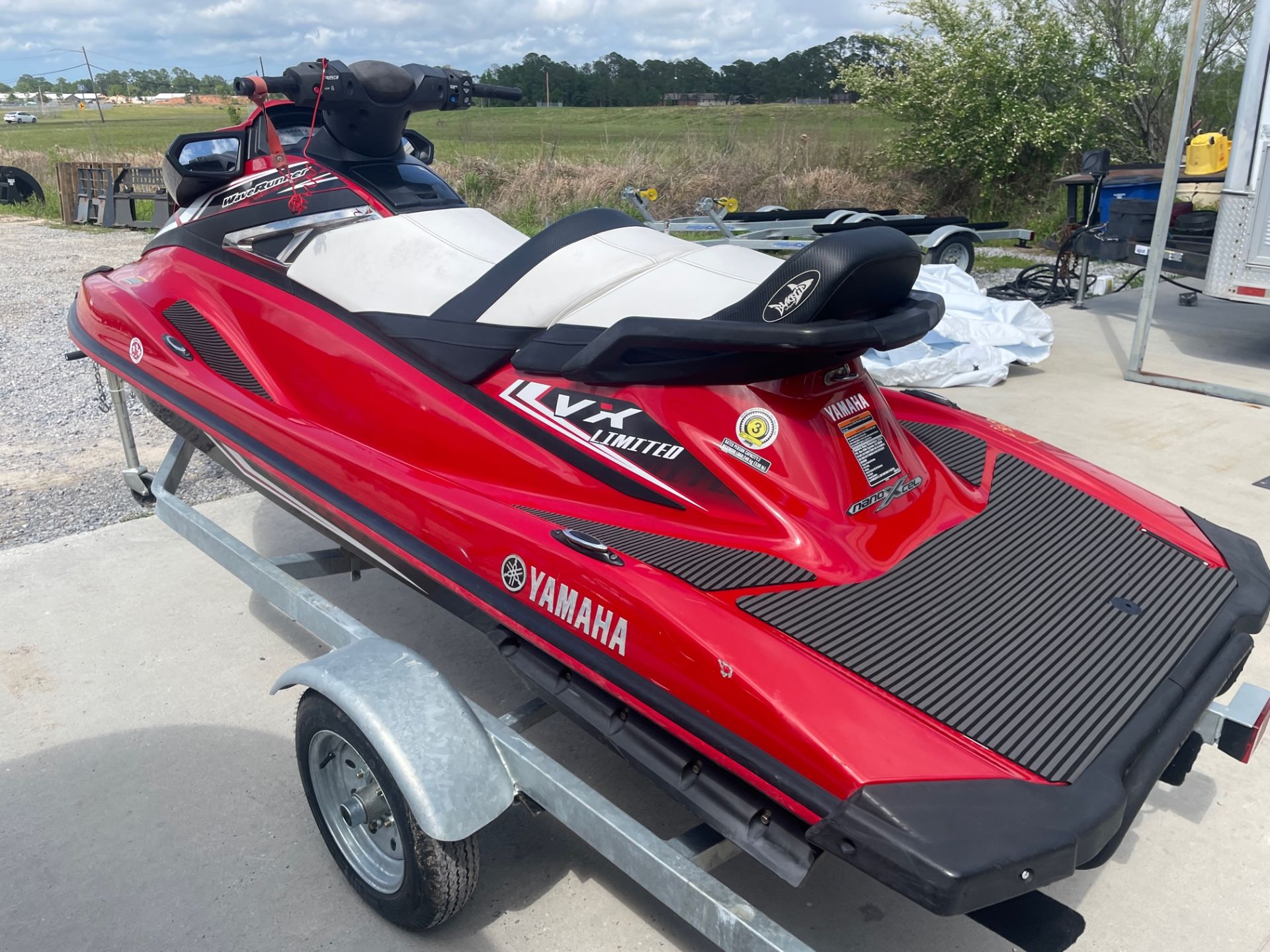 2016 Yamaha VX Limited in Gulfport, Mississippi - Photo 3