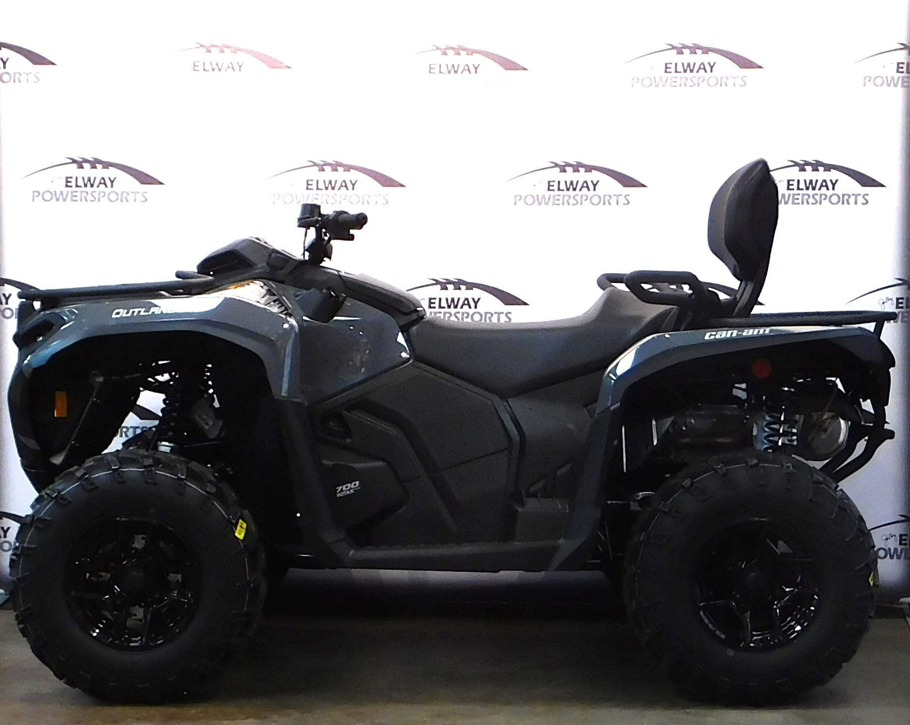 2024 Can-Am Outlander MAX DPS 700 in Laramie, Wyoming - Photo 2