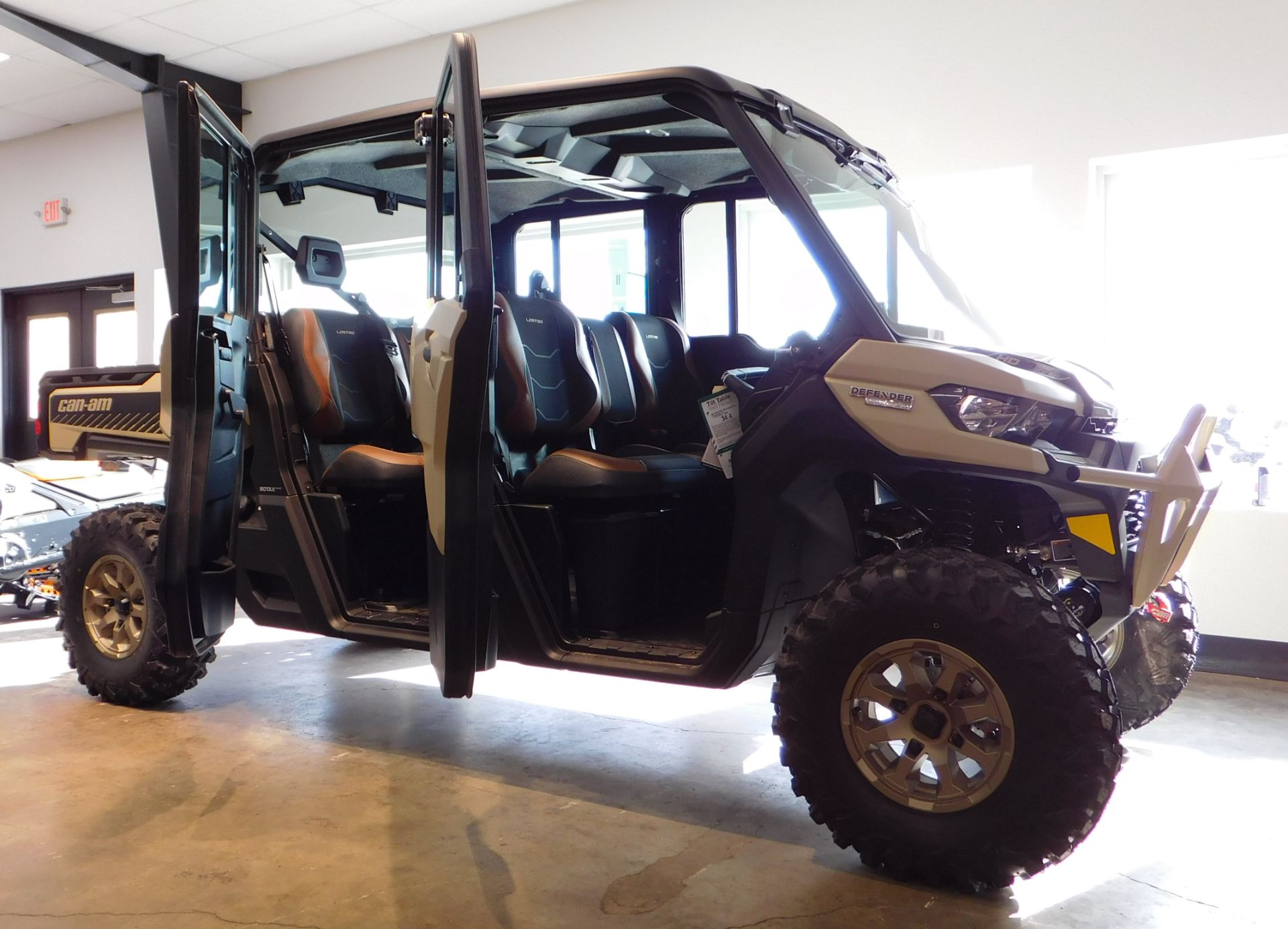 2024 Can-Am Defender MAX Limited HD10 in Laramie, Wyoming - Photo 4