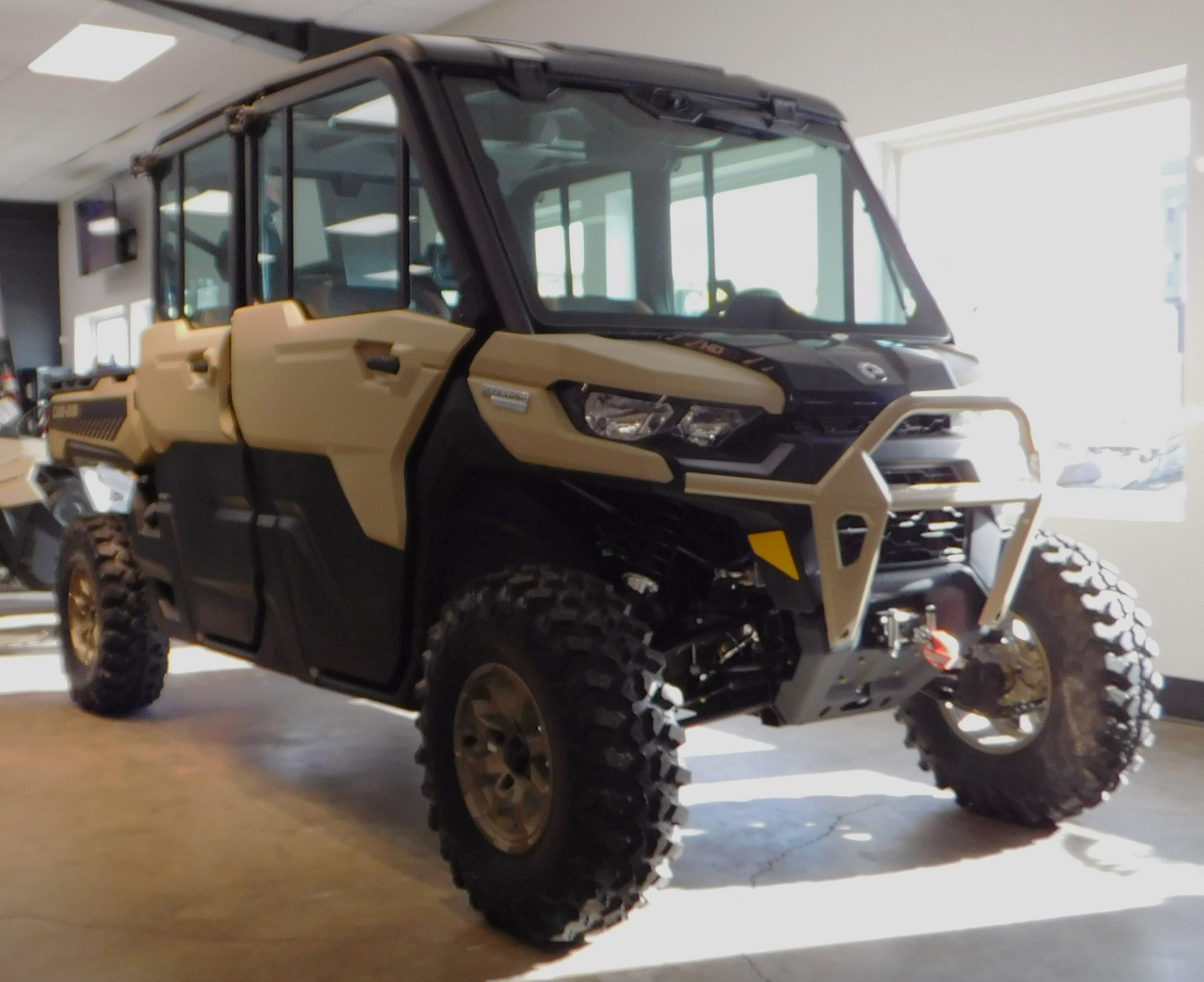 2024 Can-Am Defender MAX Limited HD10 in Laramie, Wyoming - Photo 4
