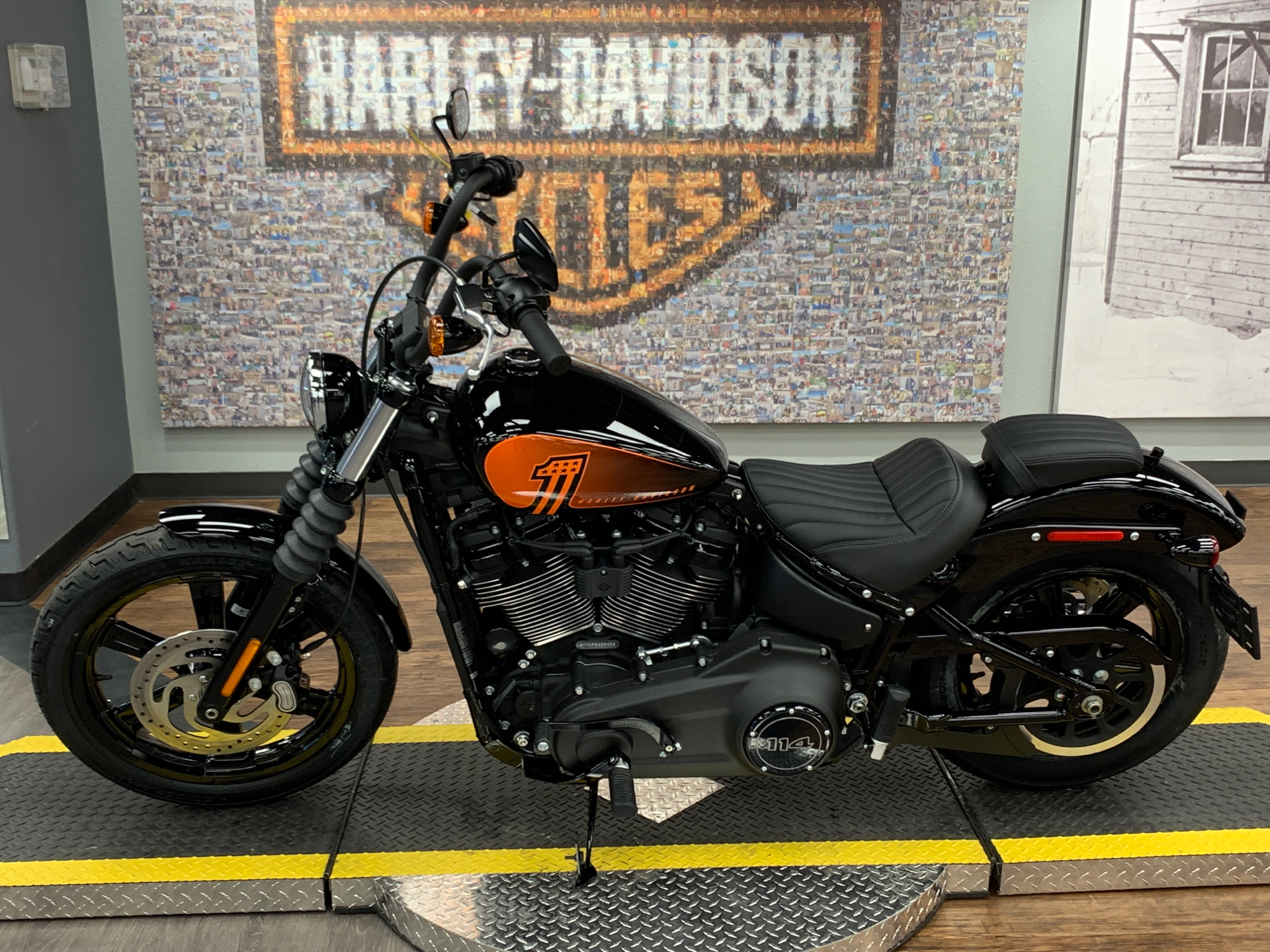 2023 Harley-Davidson Street Bob® 114 in Greeley, Colorado - Photo 4