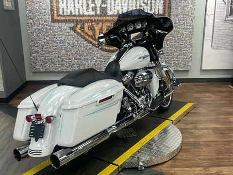 2017 Harley-Davidson Street Glide® Special in Greeley, Colorado - Photo 6