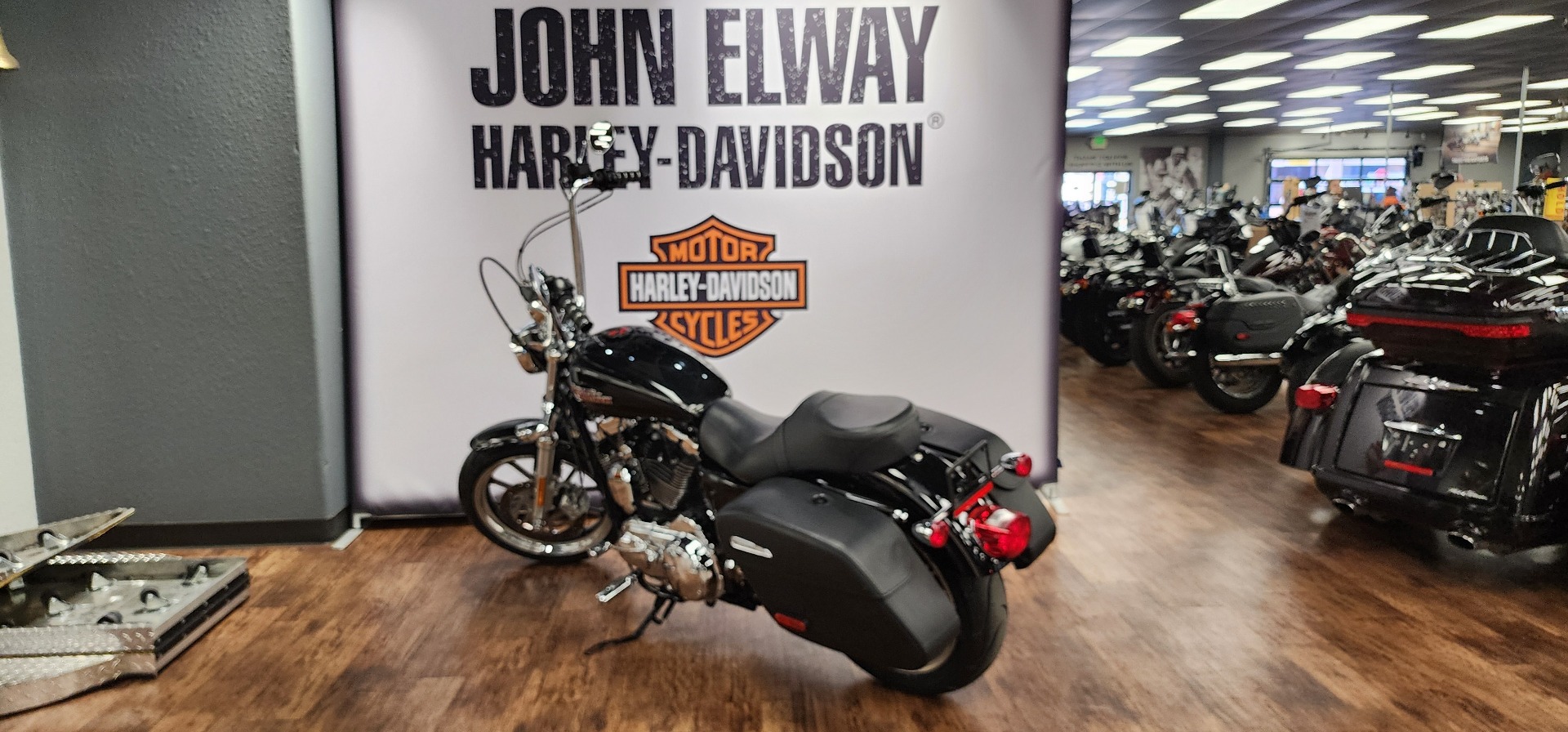 2016 Harley-Davidson SuperLow® 1200T in Greeley, Colorado - Photo 6