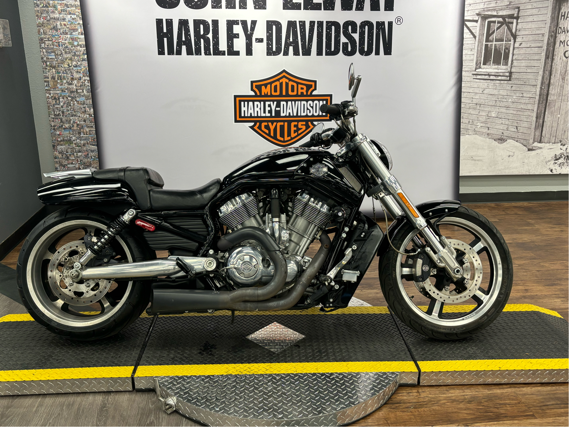 2013 Harley-Davidson V-Rod Muscle® in Greeley, Colorado - Photo 1