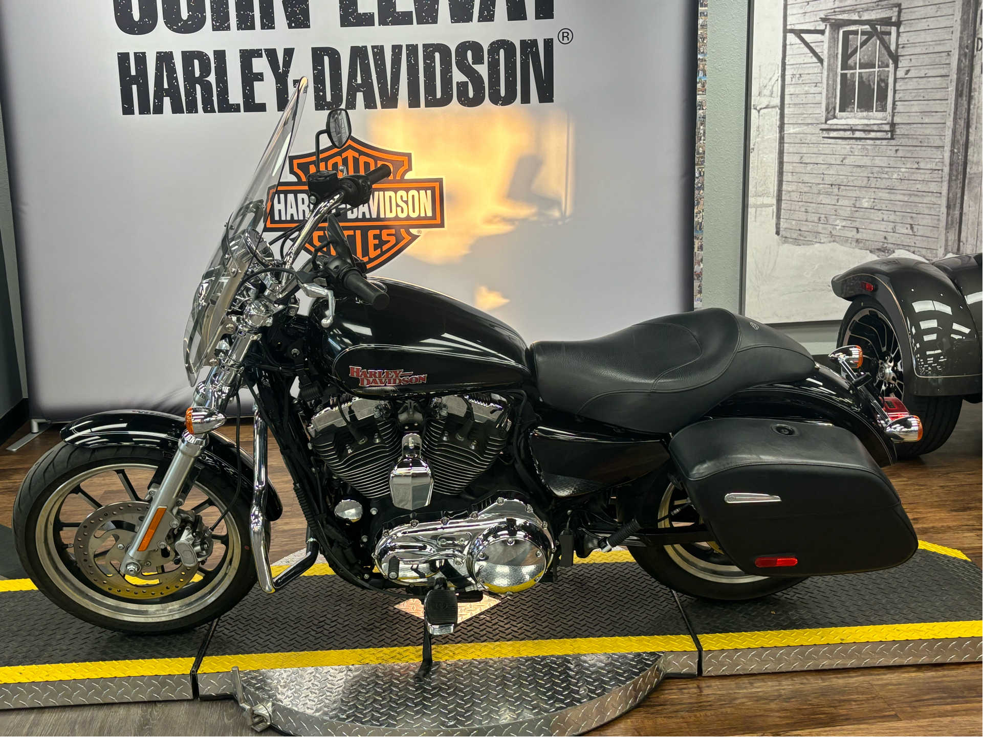 2015 Harley-Davidson SuperLow® 1200T in Greeley, Colorado - Photo 4