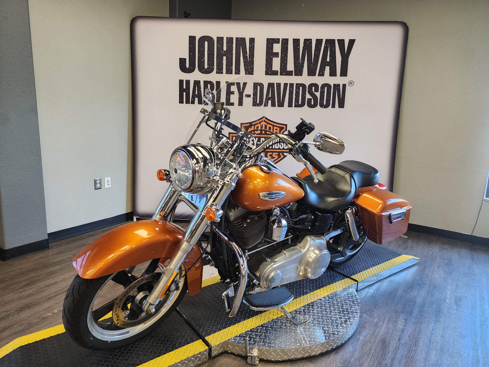 2014 Harley-Davidson Dyna® Switchback™ in Greeley, Colorado - Photo 4