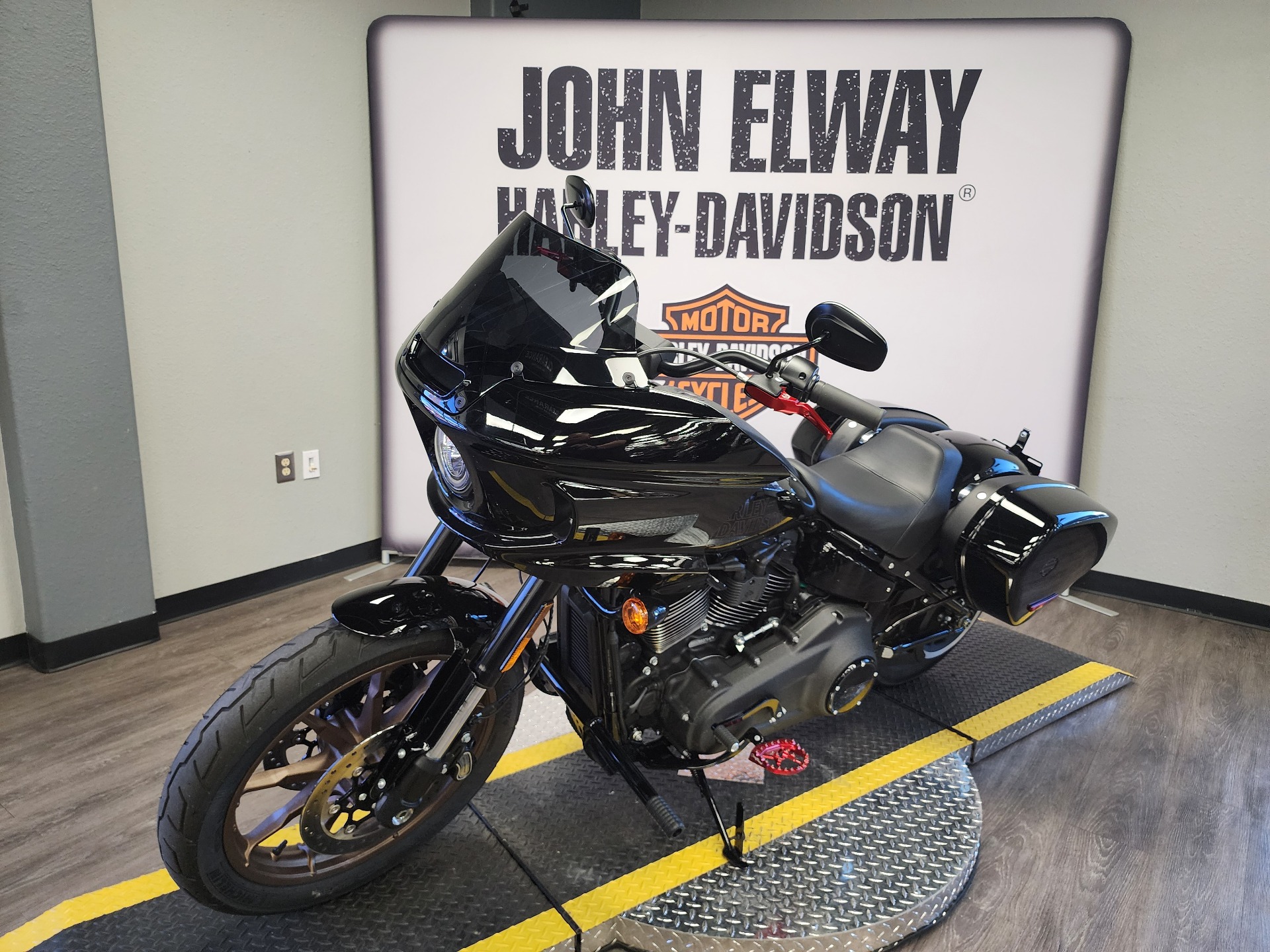 2024 Harley-Davidson Low Rider® ST in Greeley, Colorado - Photo 4