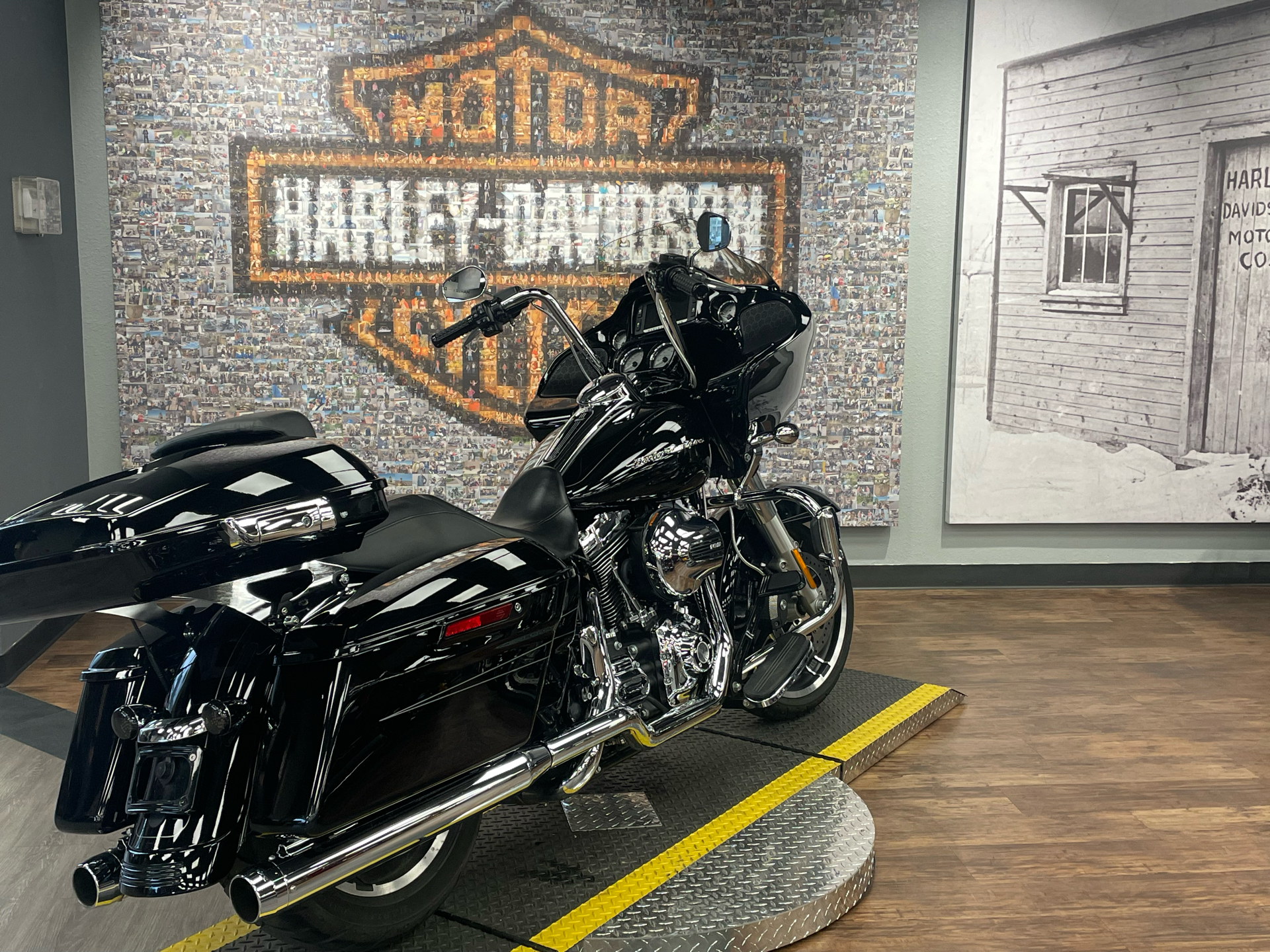 2016 Harley-Davidson FLTRXS in Greeley, Colorado - Photo 6