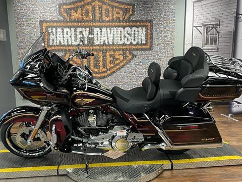 2023 Harley-Davidson CVO™ Road Glide® Limited Anniversary in Greeley, Colorado - Photo 3