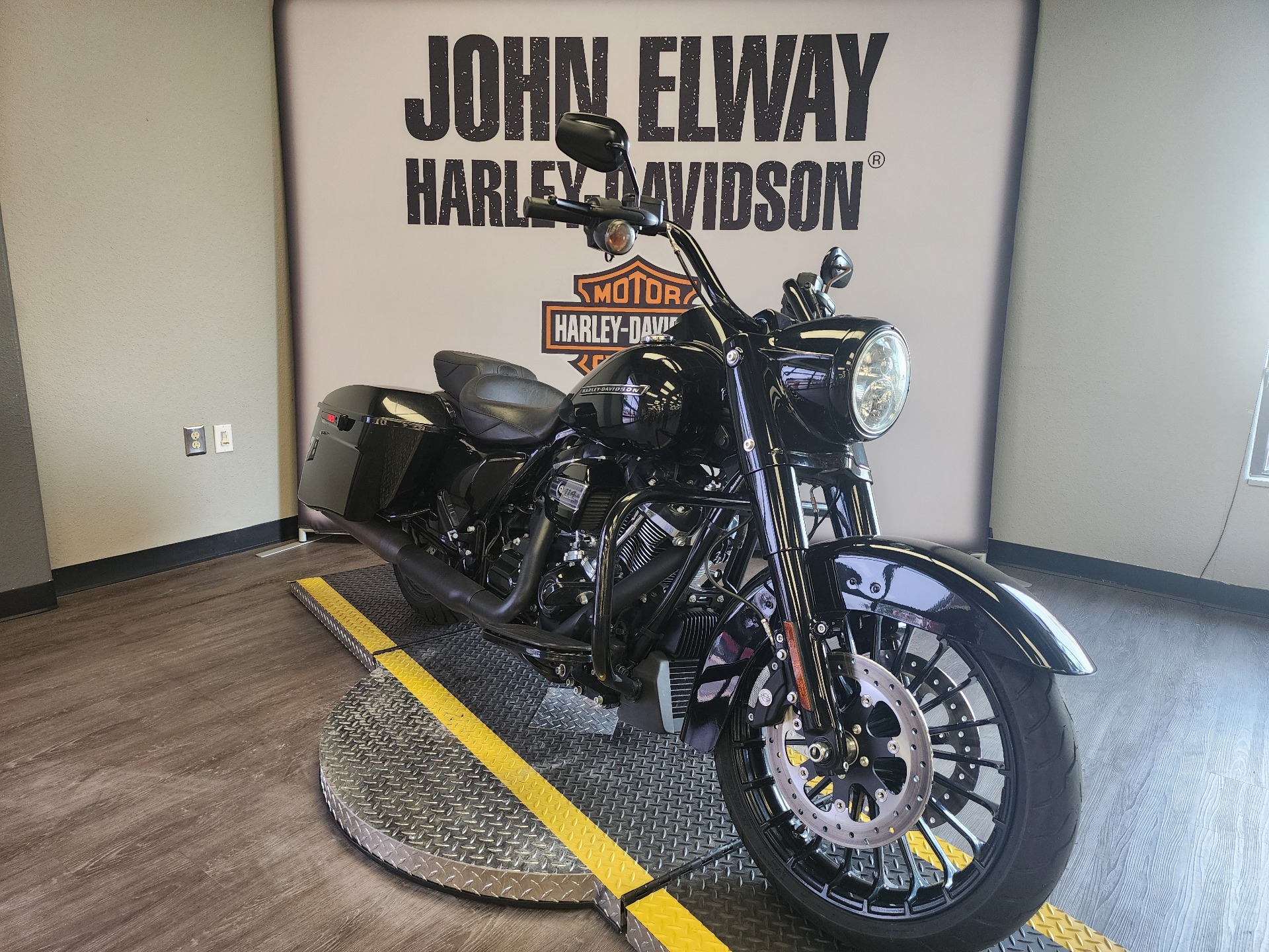 2019 Harley-Davidson Road King® Special in Greeley, Colorado - Photo 2