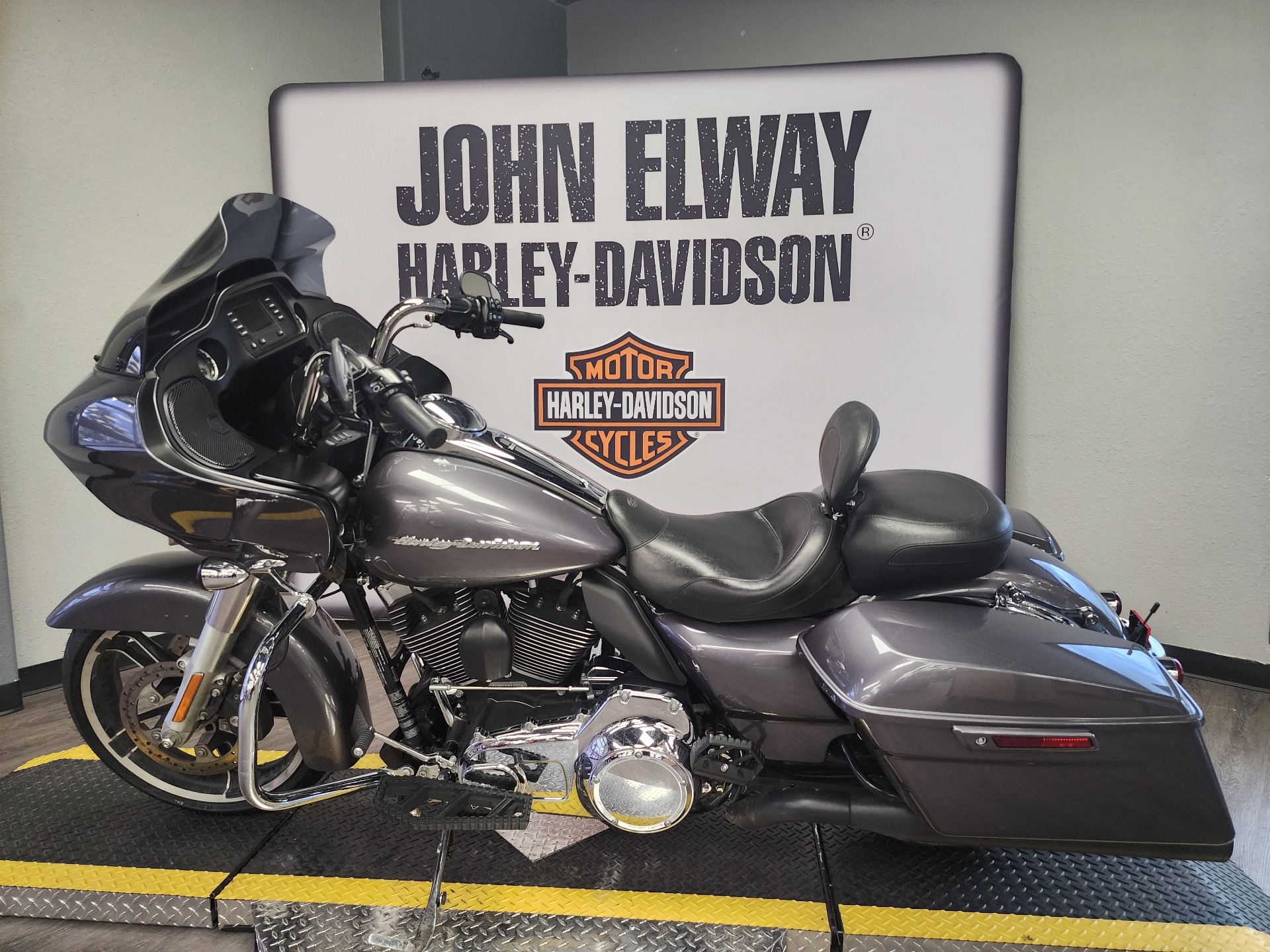 2016 Harley-Davidson Road Glide® in Greeley, Colorado - Photo 5