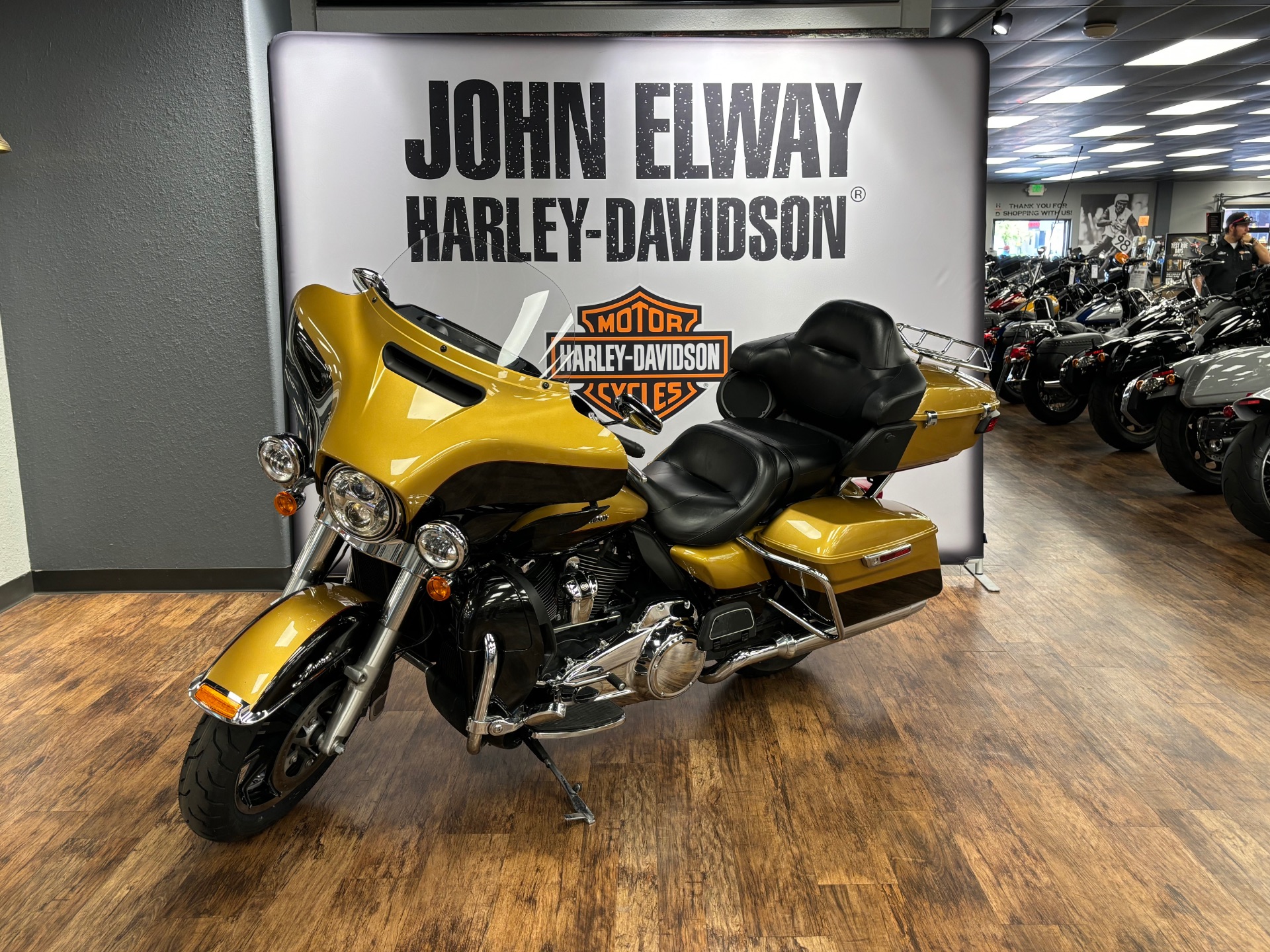 2017 Harley-Davidson Ultra Limited in Greeley, Colorado - Photo 4