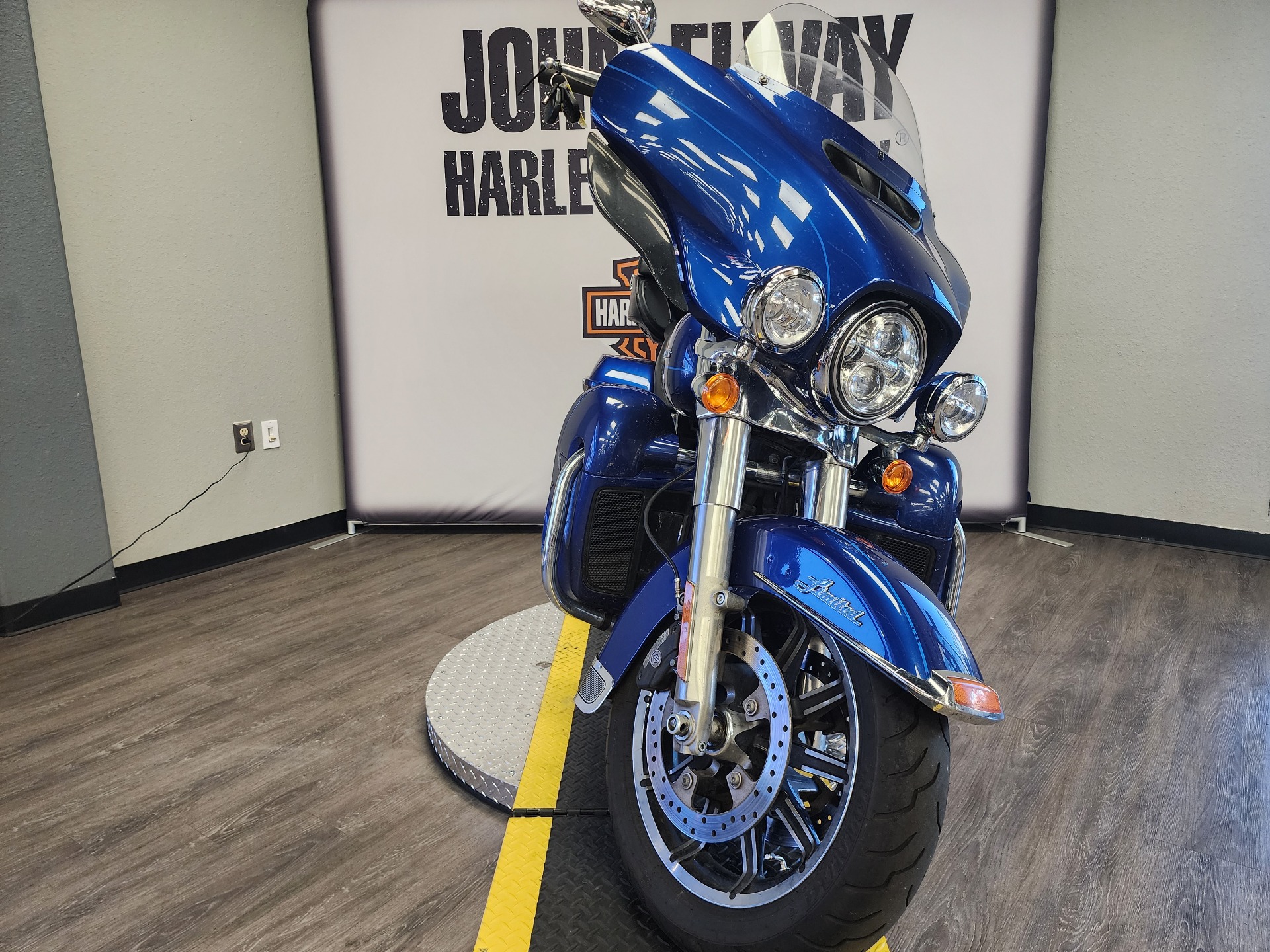 2015 Harley-Davidson Ultra Limited in Greeley, Colorado - Photo 3