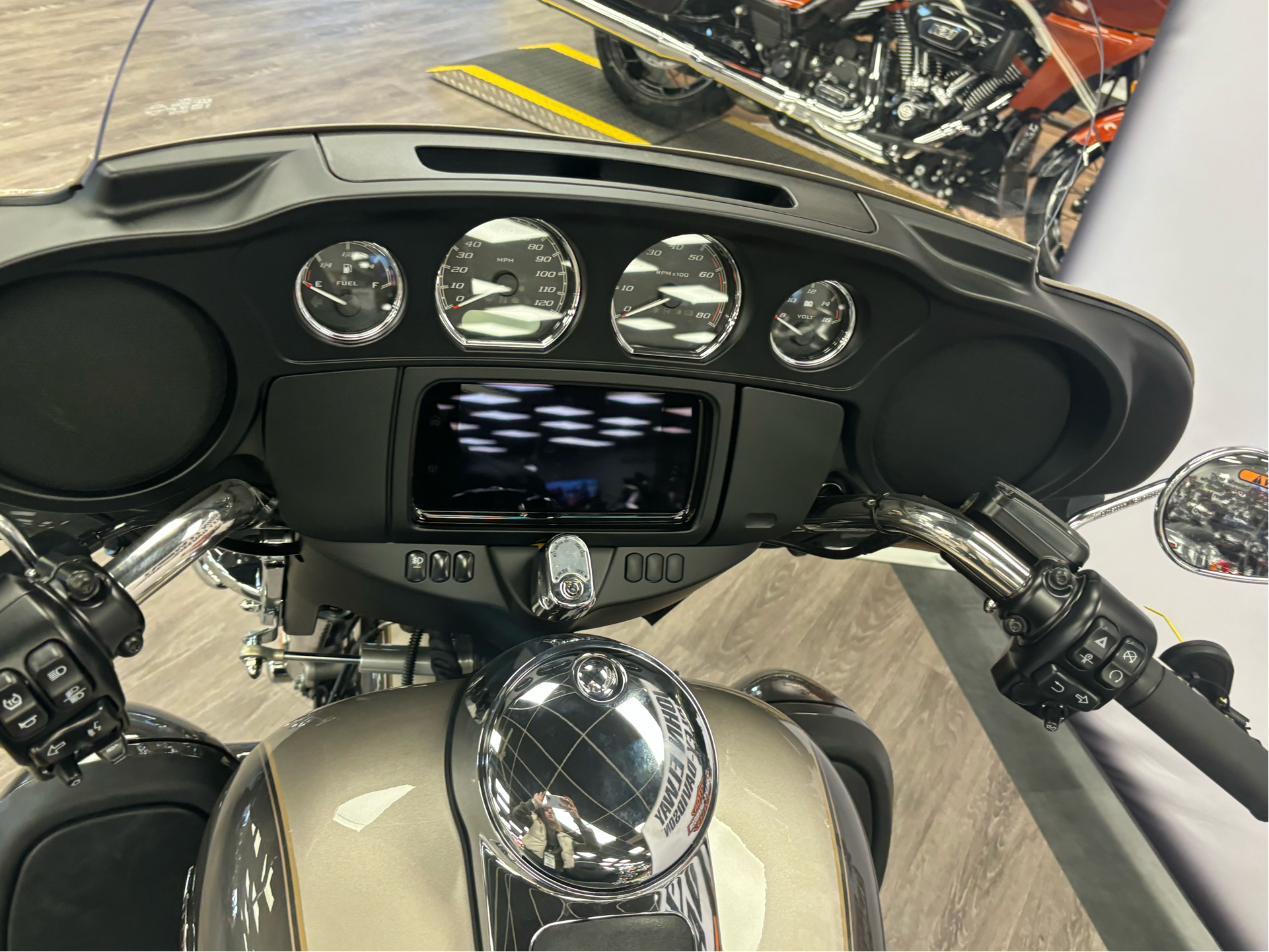 2023 Harley-Davidson Tri Glide® Ultra in Greeley, Colorado - Photo 5