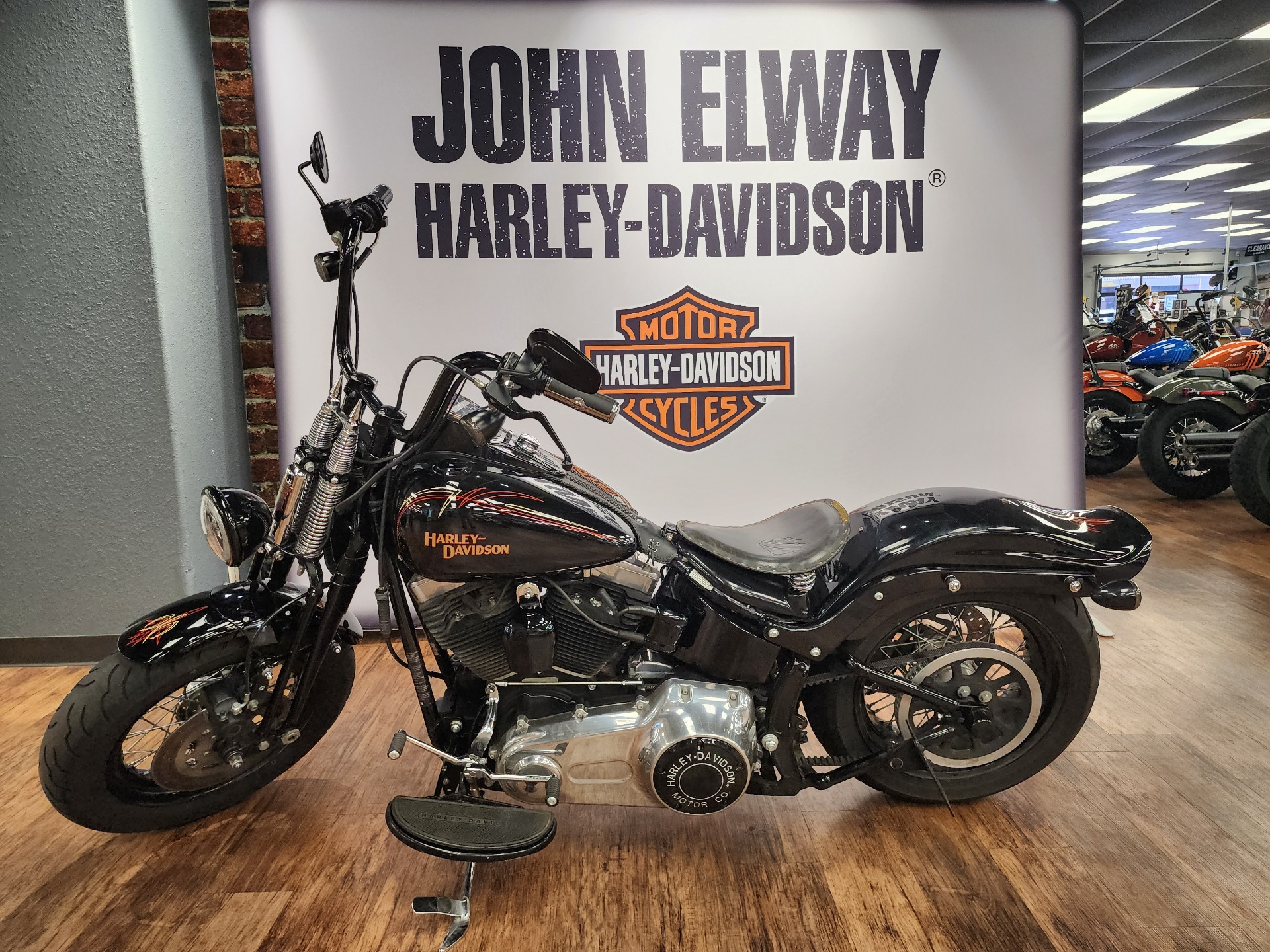 2009 Harley-Davidson Softail® Cross Bones™ in Greeley, Colorado - Photo 5