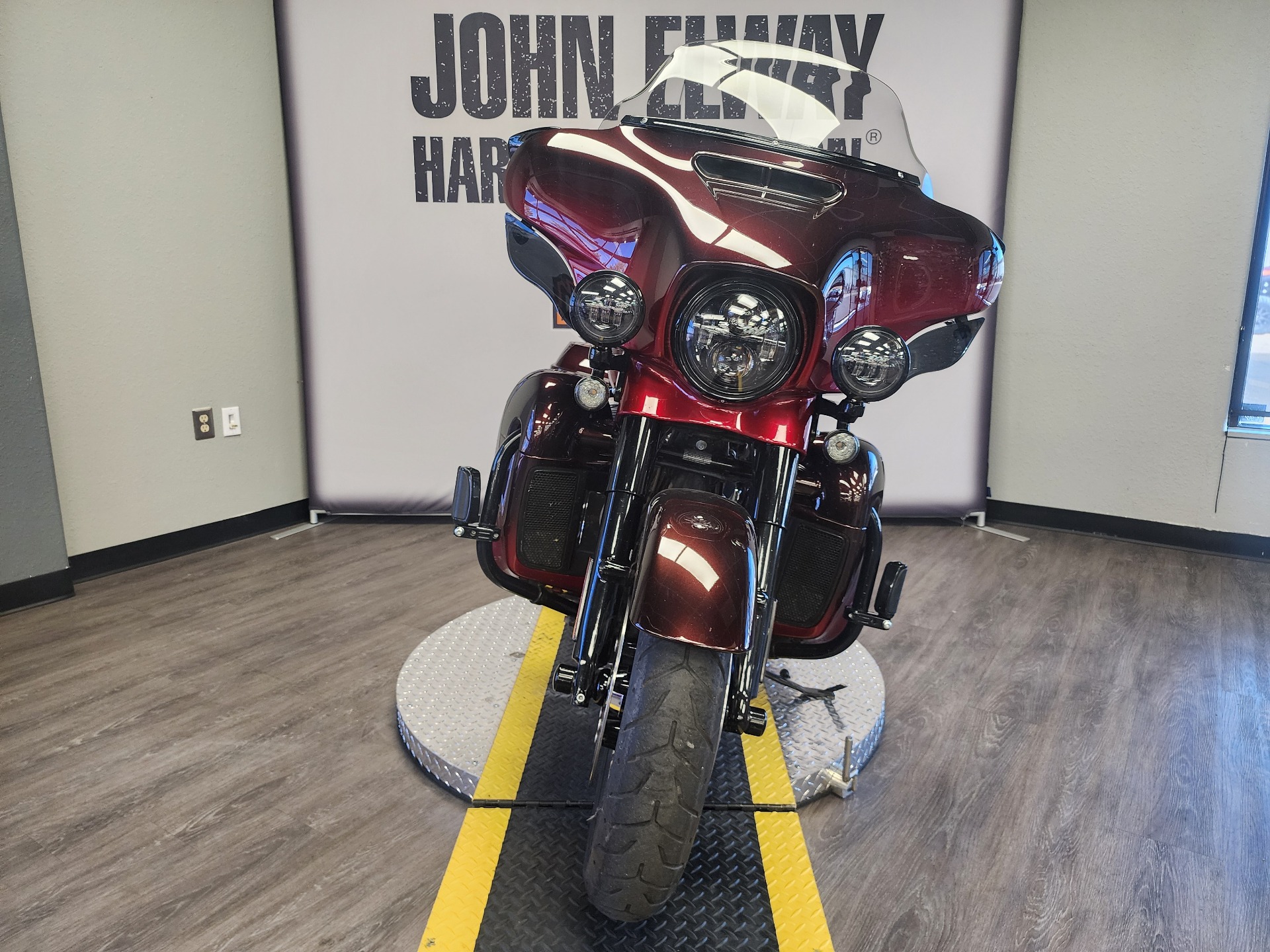 2018 Harley-Davidson CVO™ Limited in Greeley, Colorado - Photo 3