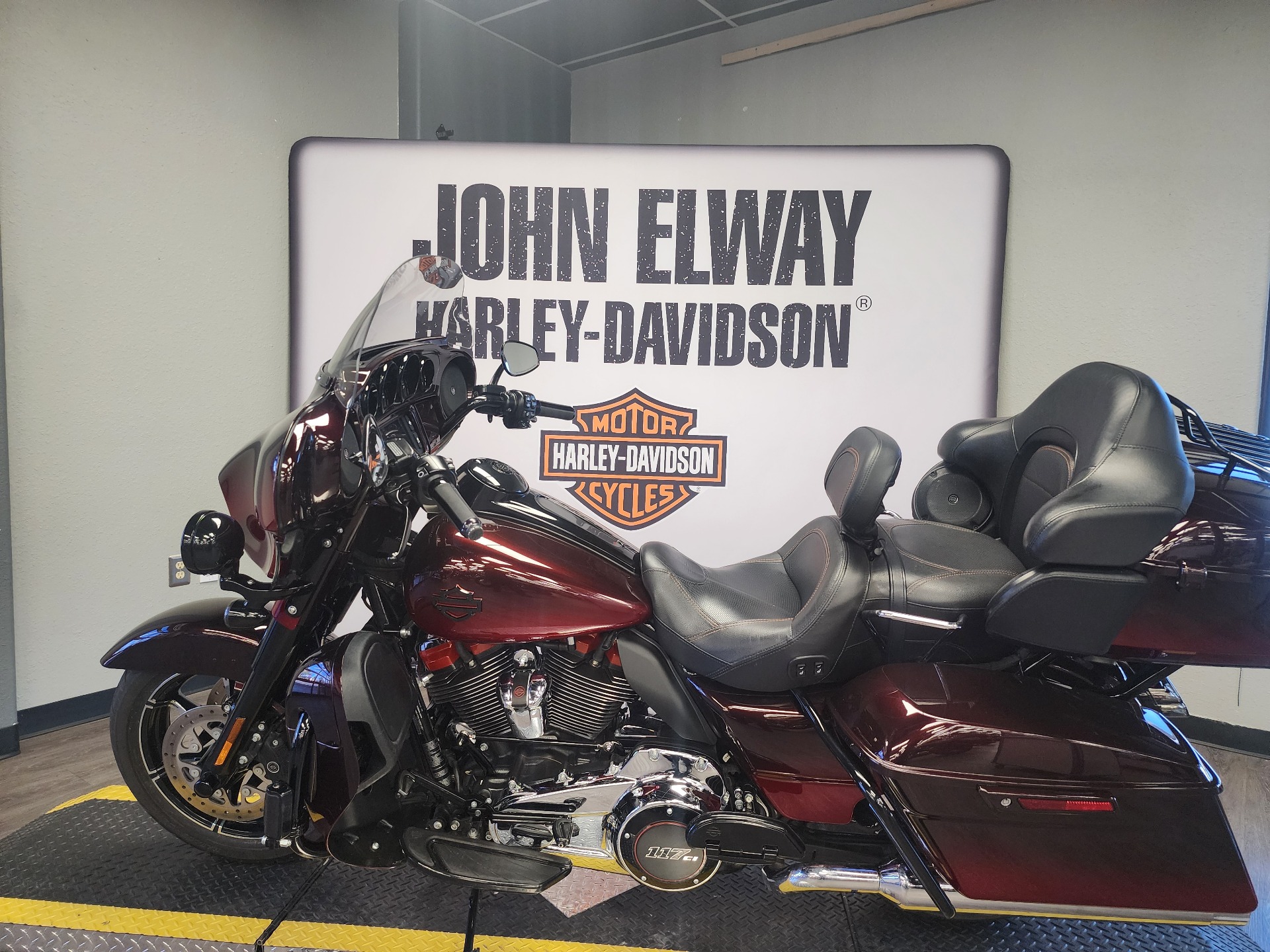 2018 Harley-Davidson CVO™ Limited in Greeley, Colorado - Photo 5