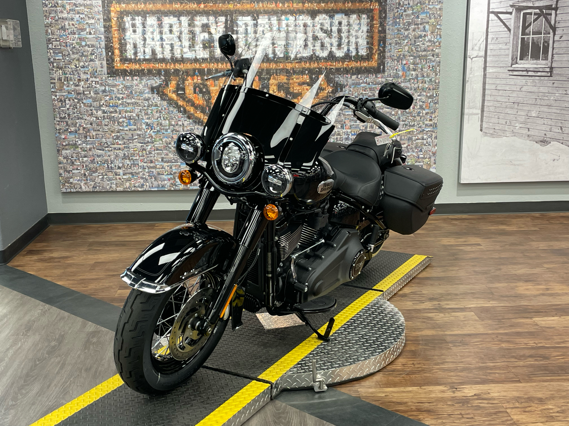 2023 Harley-Davidson Heritage Classic 114 in Greeley, Colorado - Photo 3