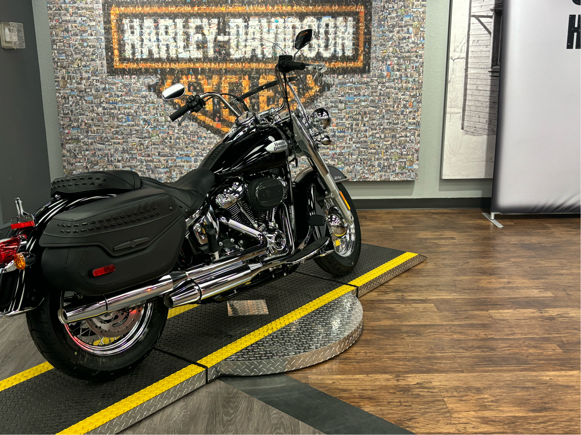 2023 Harley-Davidson Heritage Classic 114 in Greeley, Colorado - Photo 6