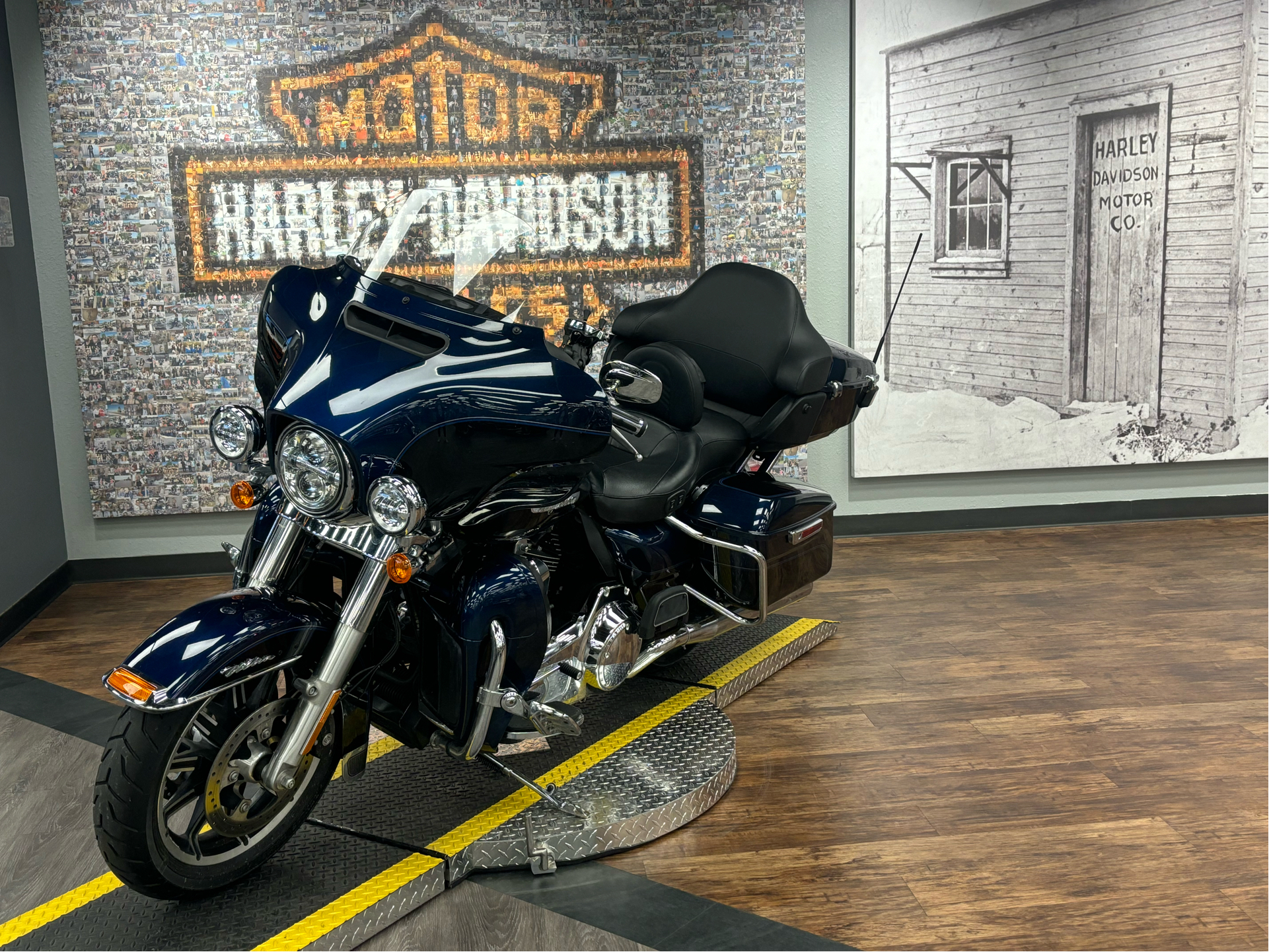 2014 Harley-Davidson Electra Glide® Ultra Classic® in Greeley, Colorado - Photo 3