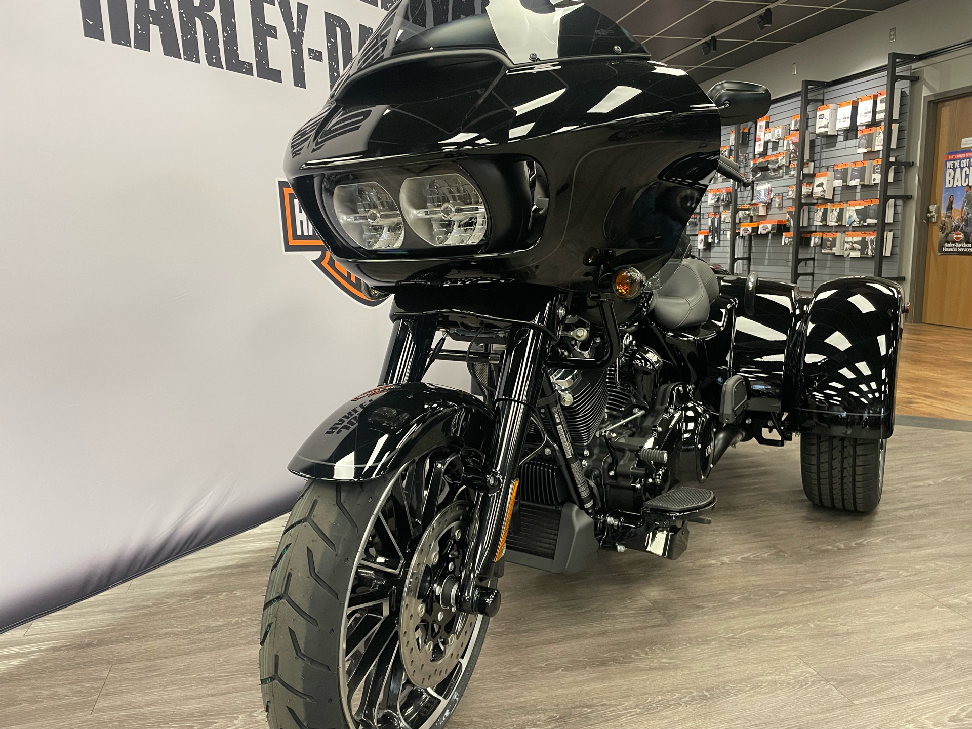 2023 Harley-Davidson Road Glide® 3 in Greeley, Colorado - Photo 5