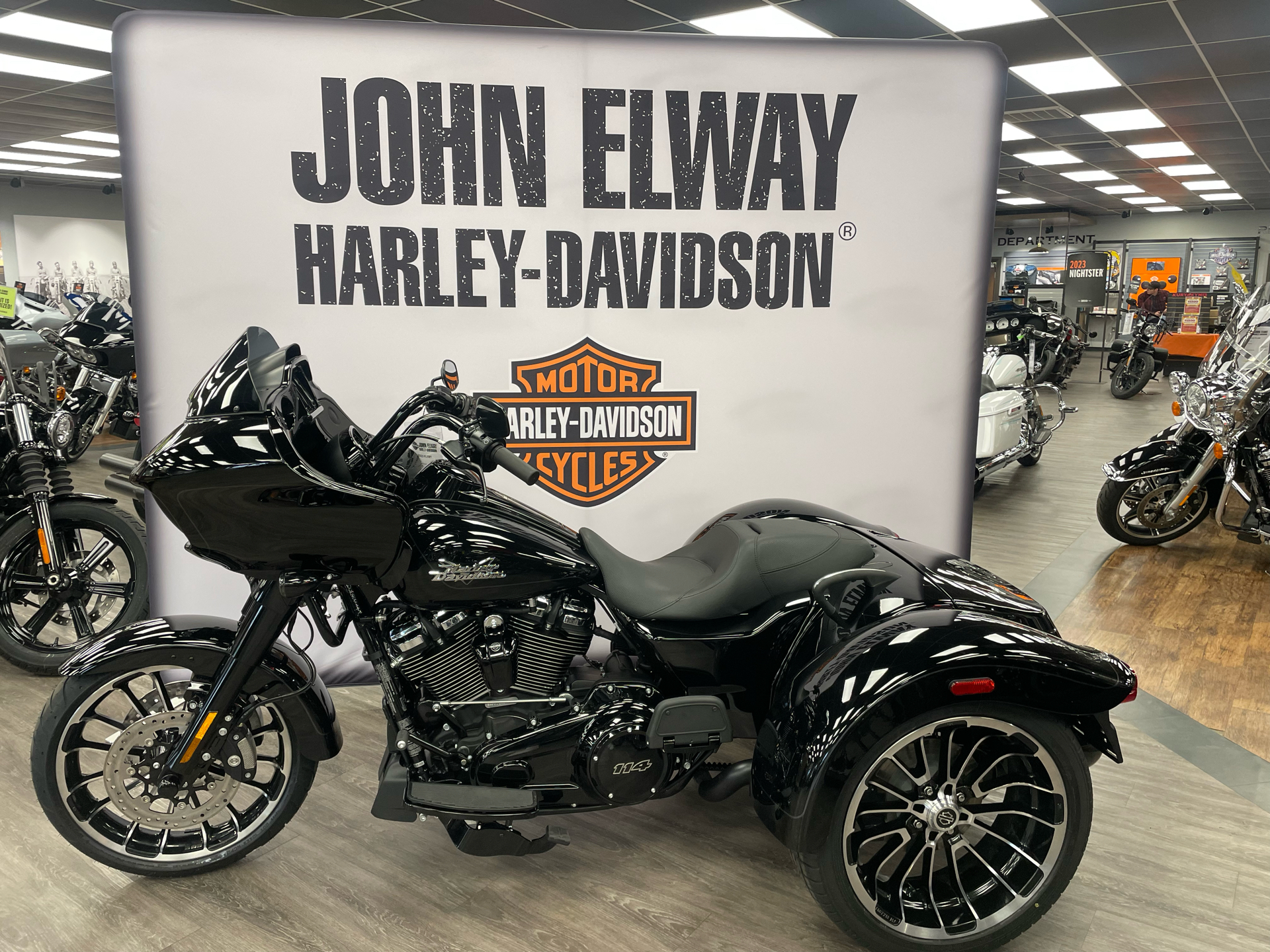 2023 Harley-Davidson Road Glide® 3 in Greeley, Colorado - Photo 3