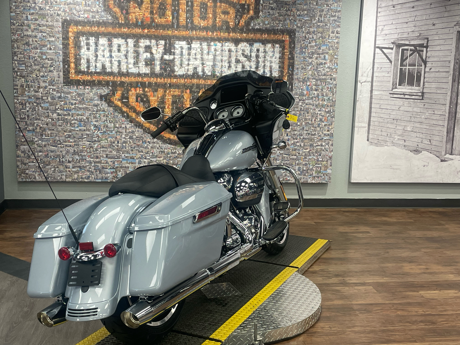 2023 Harley-Davidson Road Glide® in Greeley, Colorado - Photo 6