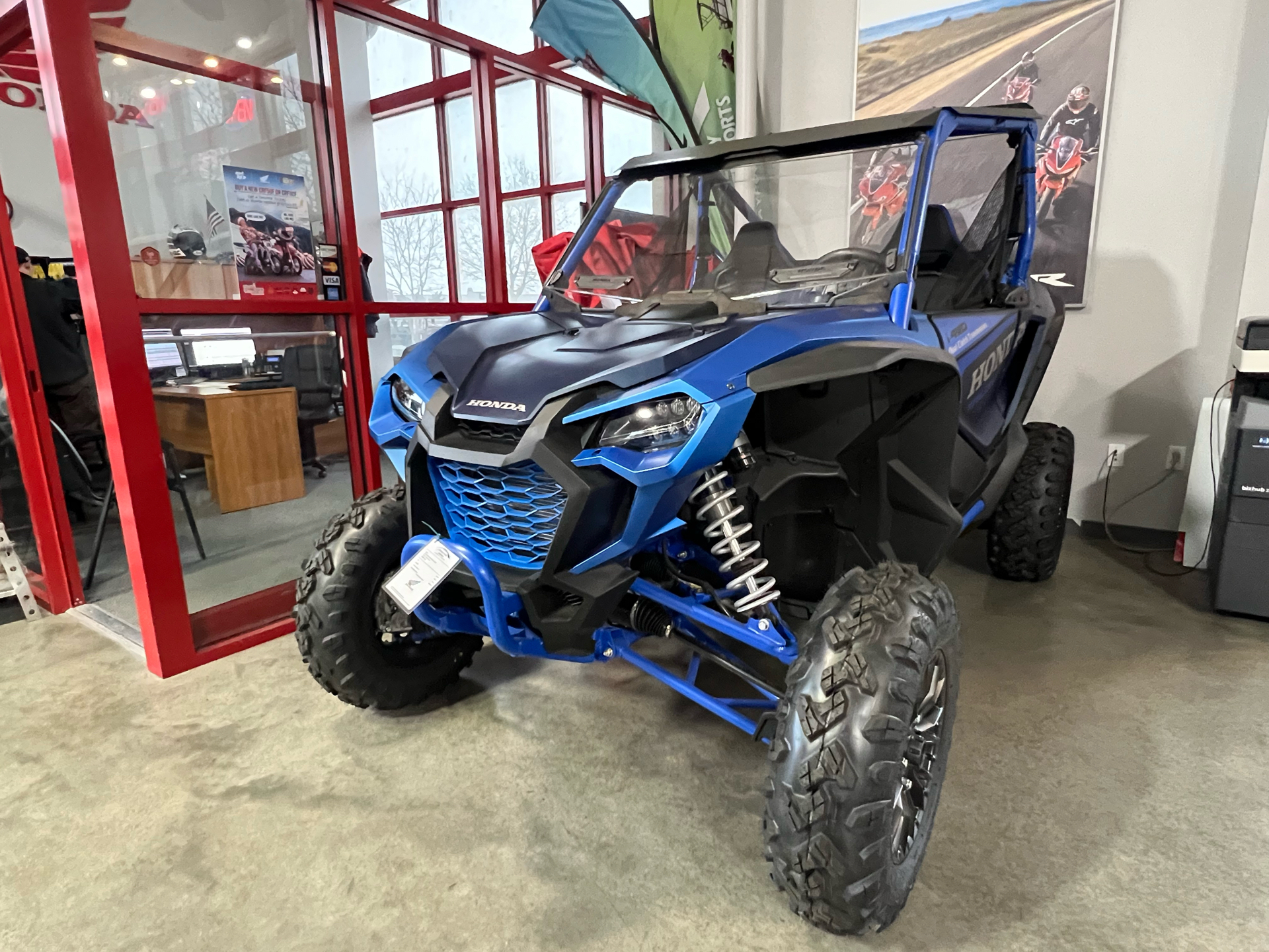 2023 Honda Talon 1000R FOX Live Valve in Fort Collins, Colorado - Photo 2