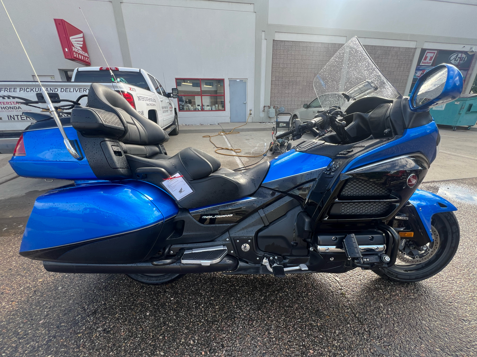 2017 Honda Gold Wing Audio Comfort Navi XM ABS in Fort Collins, Colorado - Photo 2