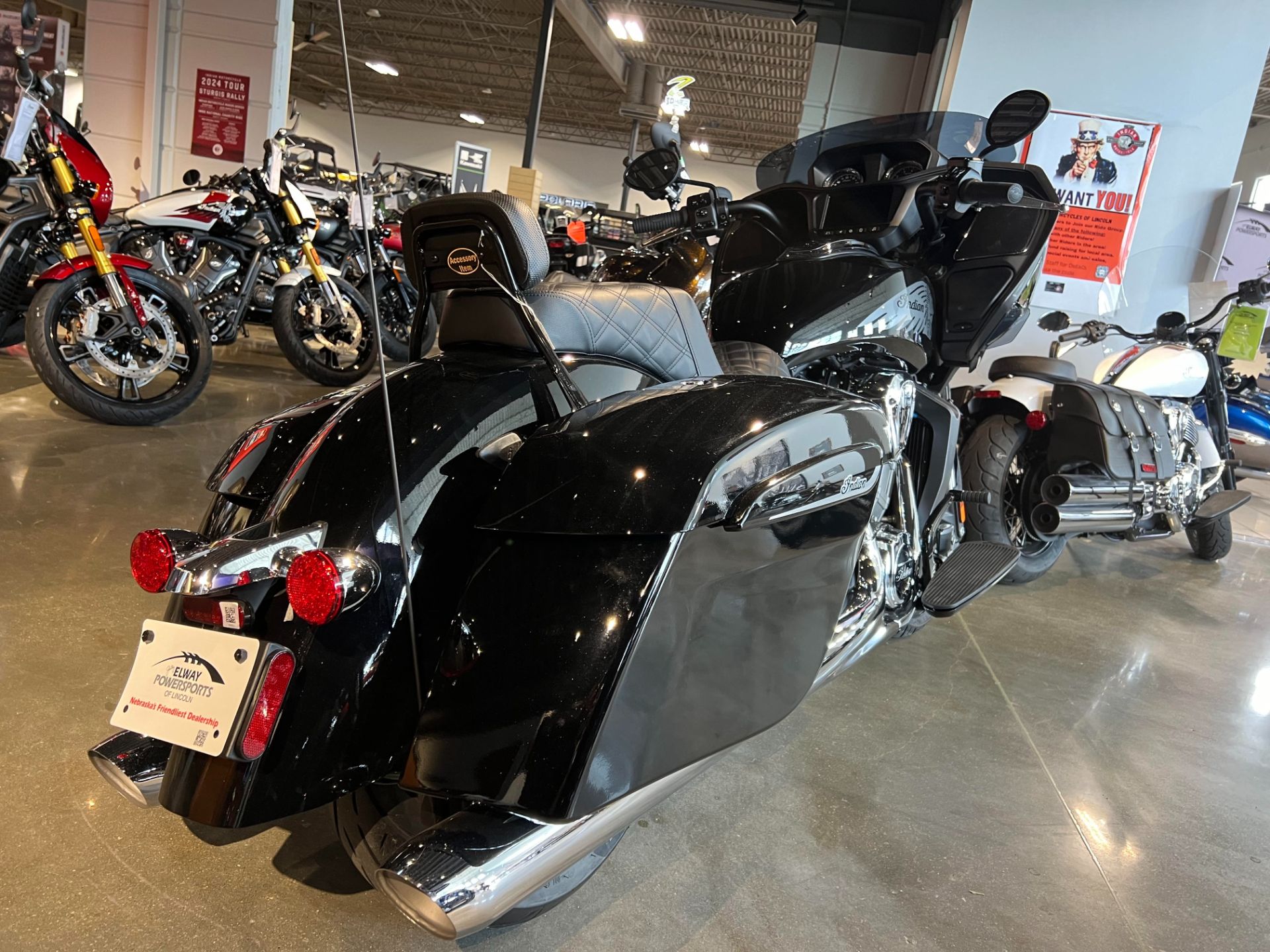 2024 Indian Motorcycle Challenger® in Lincoln, Nebraska - Photo 3