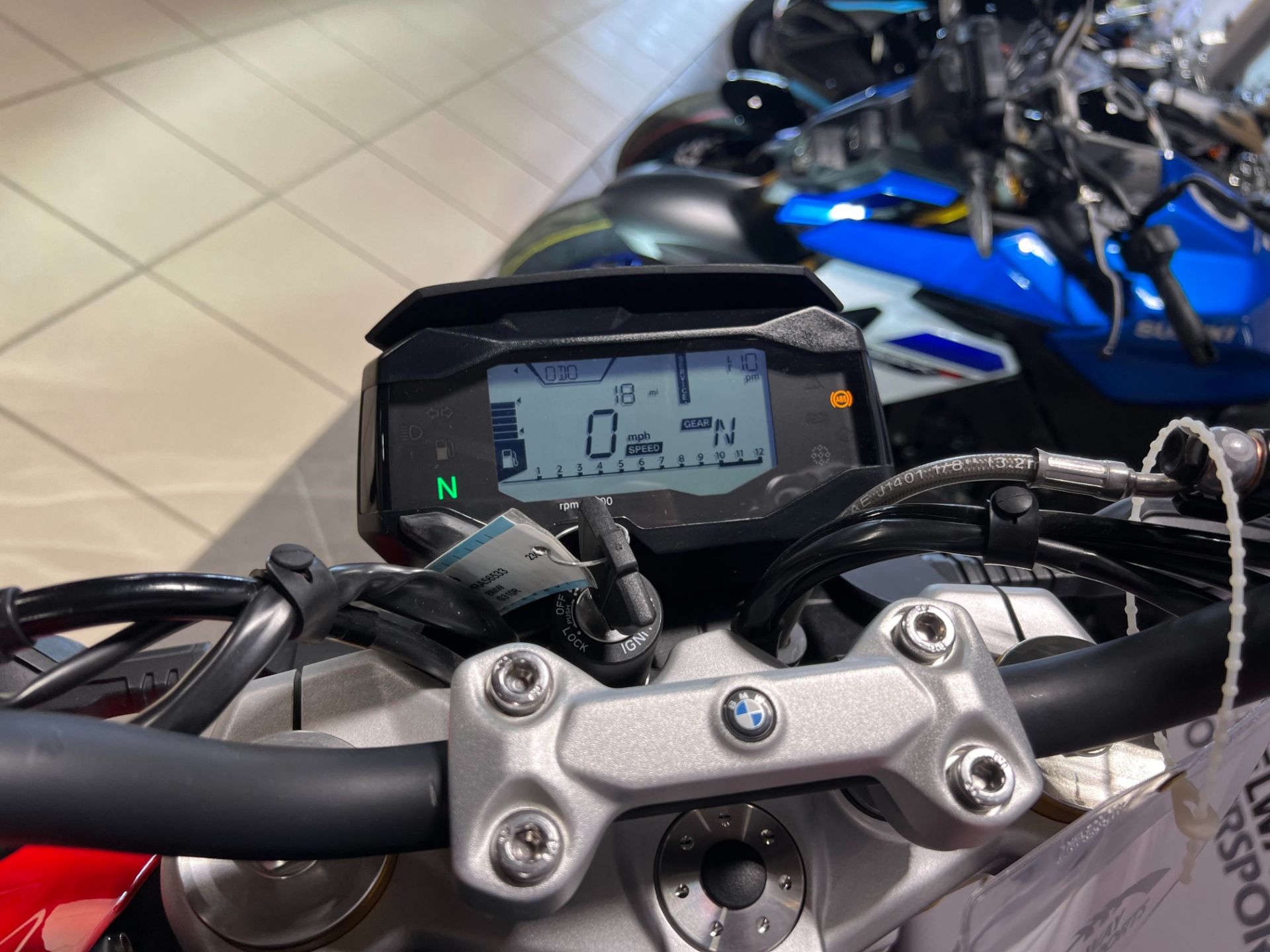 2023 BMW G 310 R in Lincoln, Nebraska - Photo 6