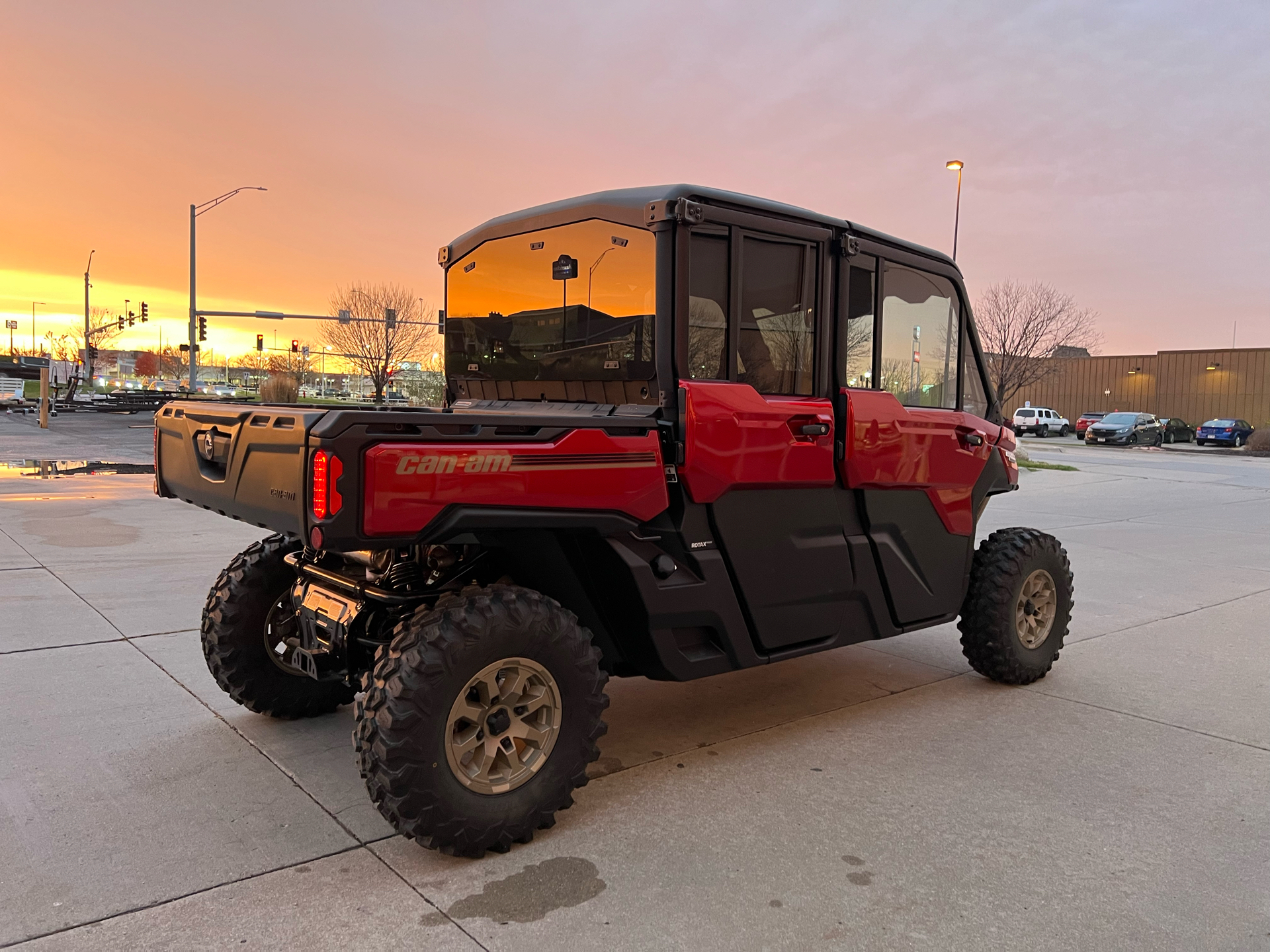 2025 Can-Am Defender MAX Limited in Lincoln, Nebraska - Photo 6