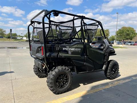 2024 Honda Pioneer 1000-5 Deluxe in Lincoln, Nebraska - Photo 5