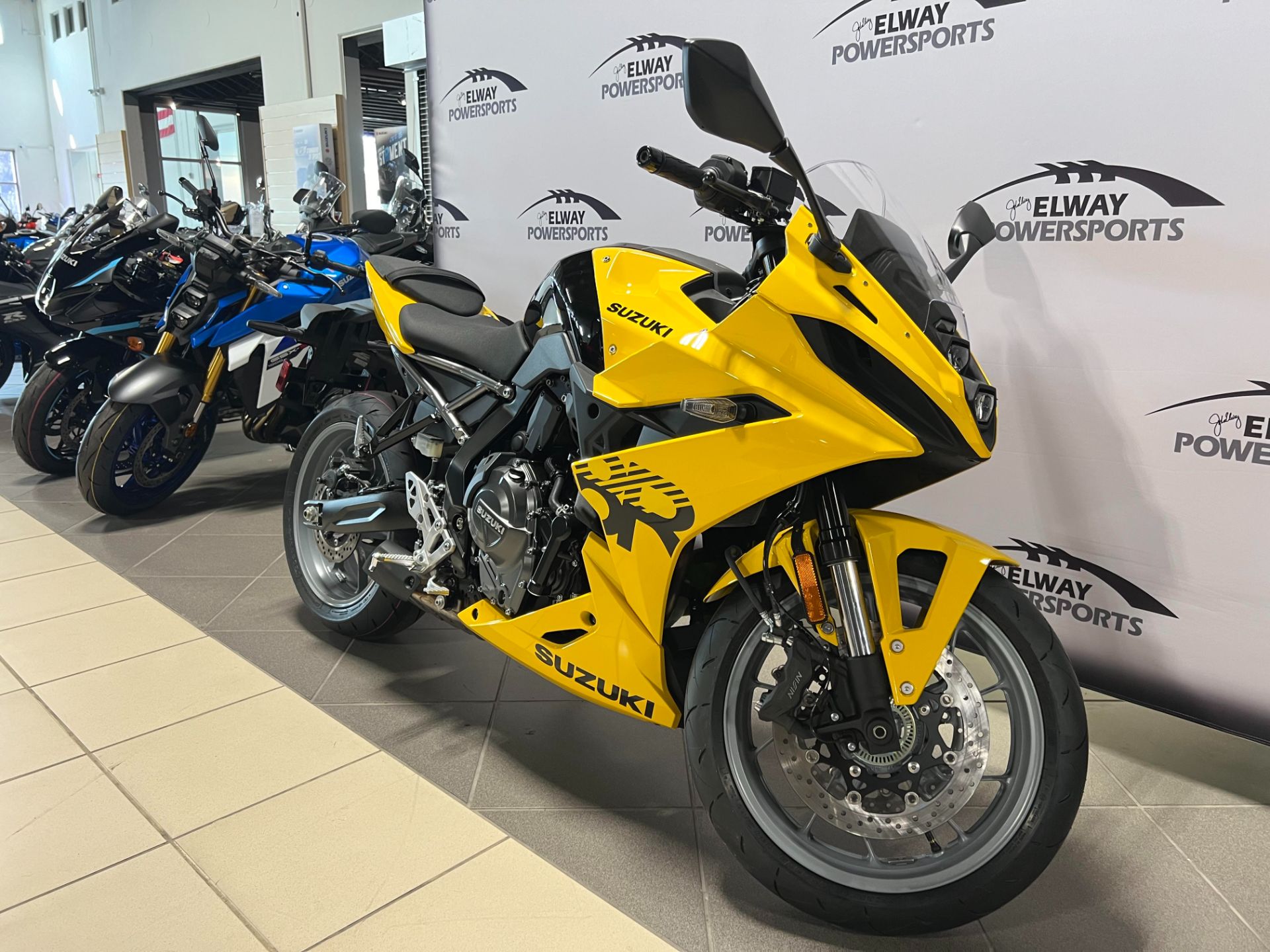 2024 Suzuki GSX-8R in Lincoln, Nebraska - Photo 3