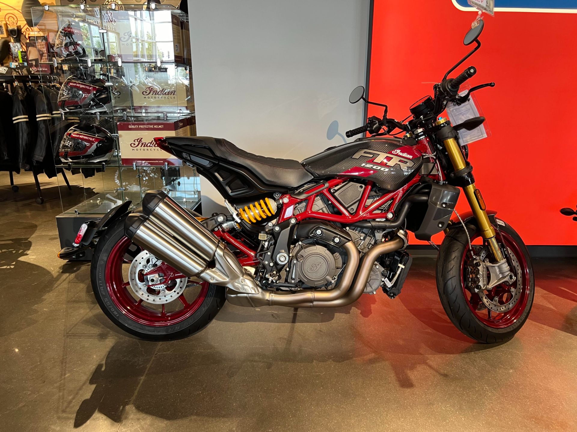 2024 Indian Motorcycle FTR R Carbon in Lincoln, Nebraska - Photo 1