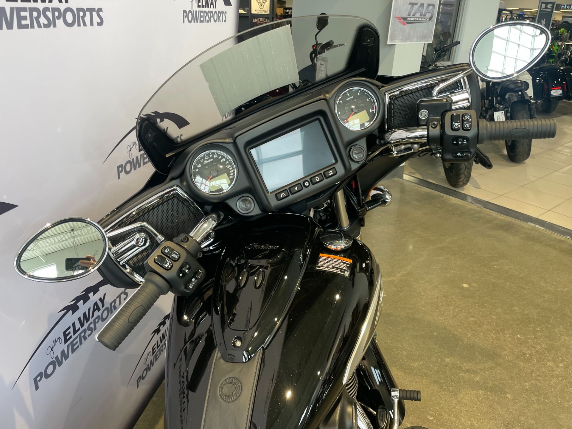 2024 Indian Motorcycle Chieftain® in Lincoln, Nebraska - Photo 4