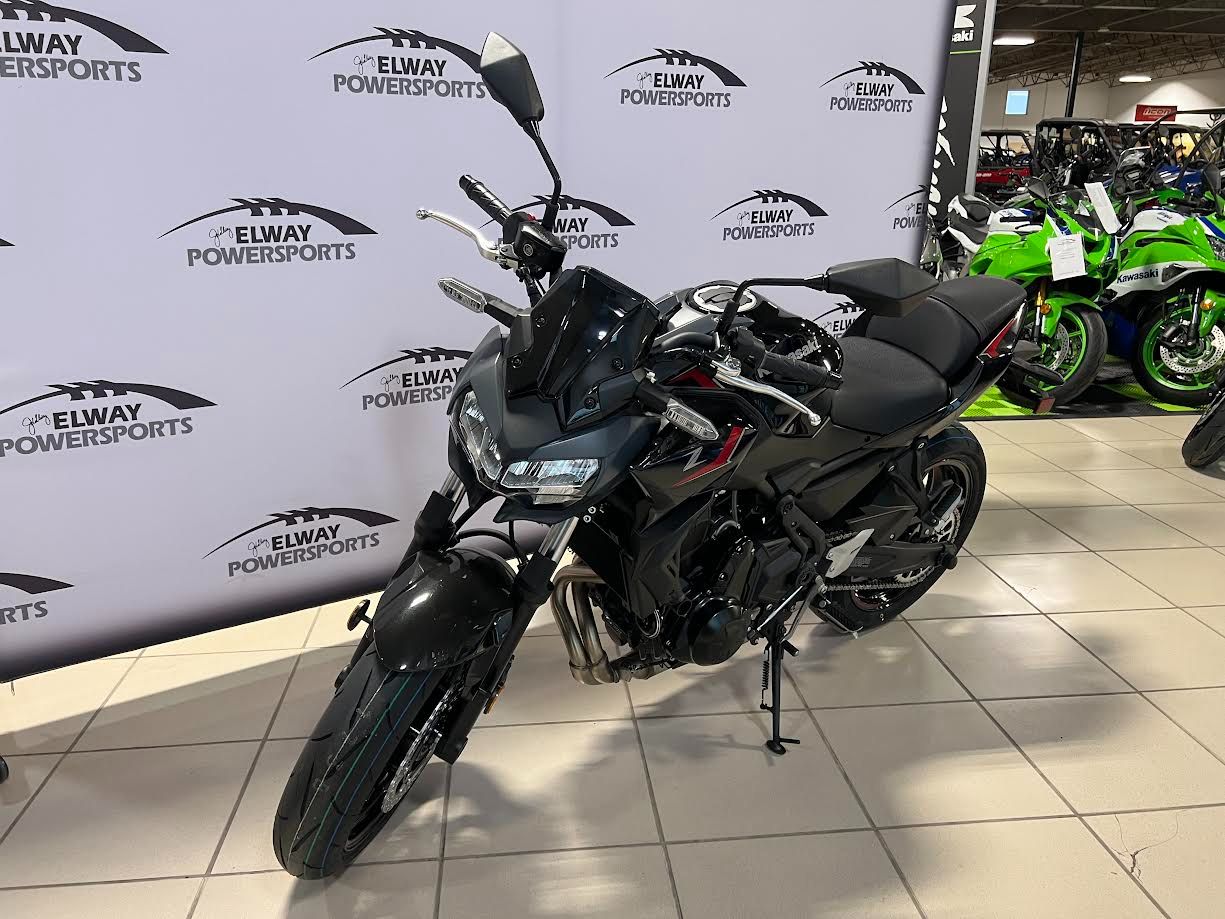 2025 Kawasaki Z650 in Lincoln, Nebraska - Photo 2