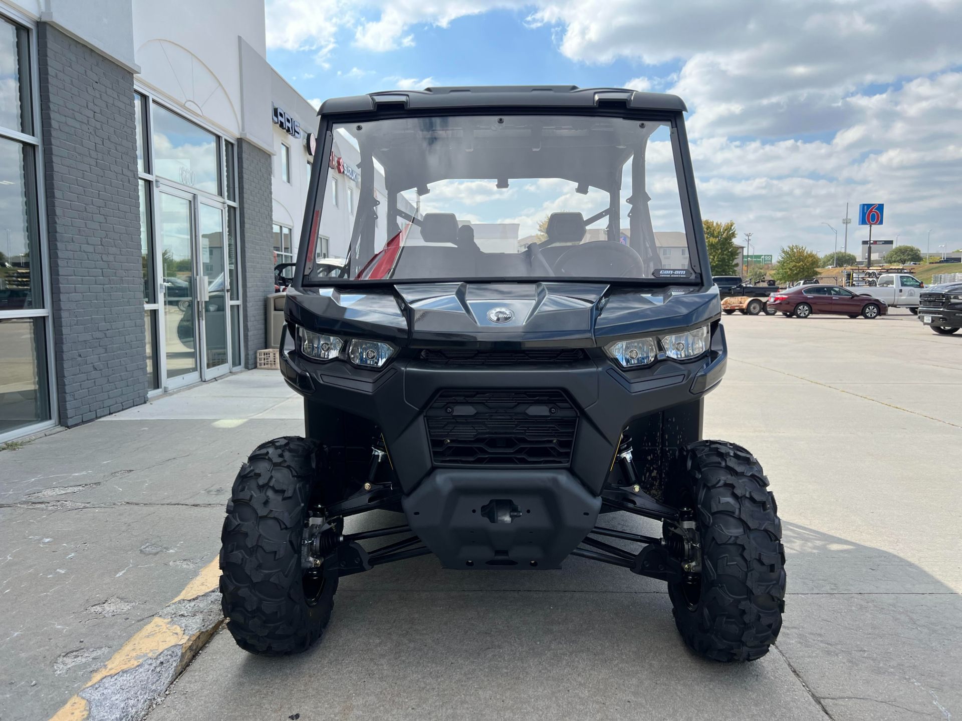 2025 Can-Am Defender MAX DPS HD9 in Lincoln, Nebraska - Photo 3