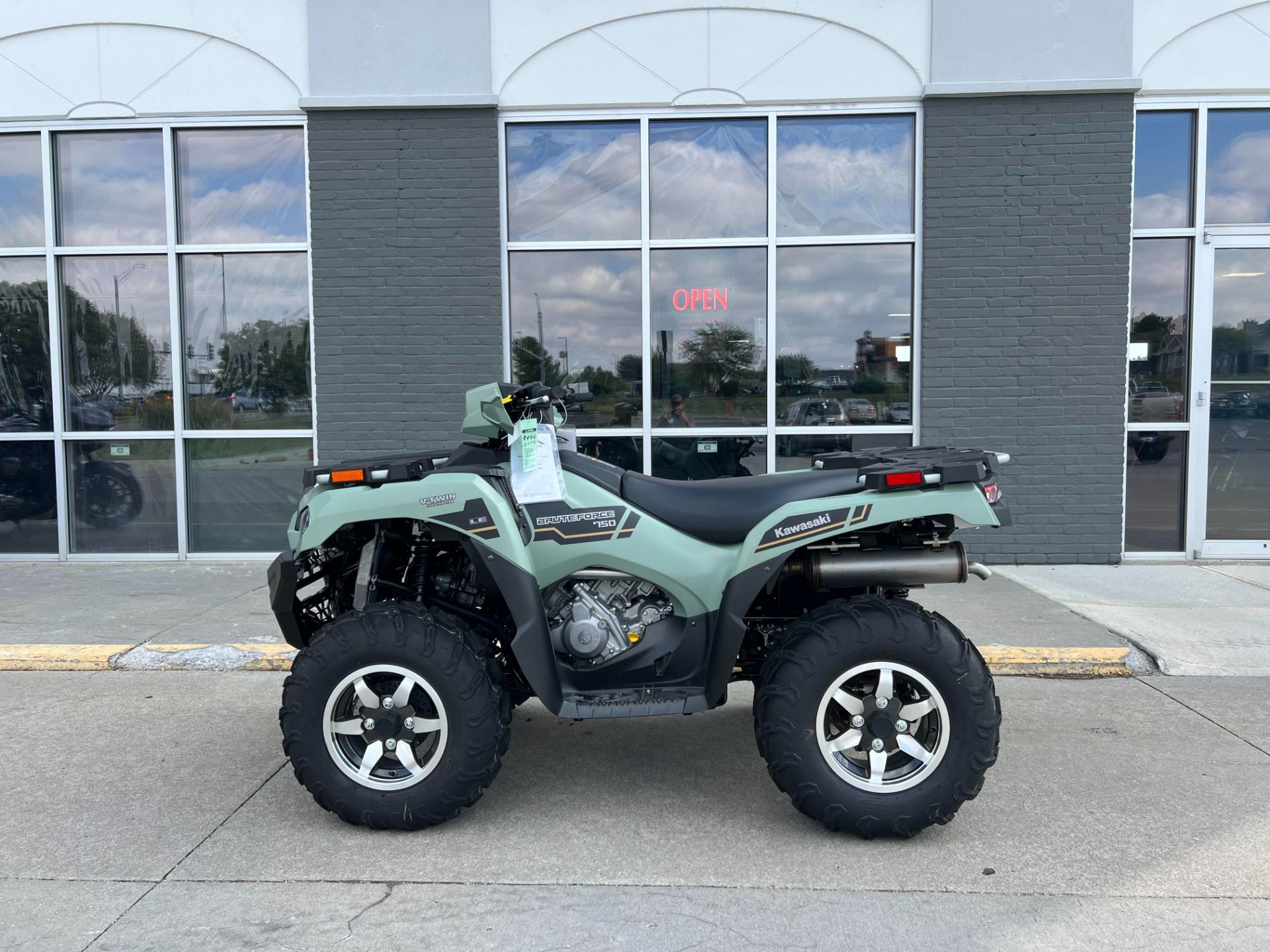 2024 Kawasaki Brute Force 750 LE EPS in Lincoln, Nebraska - Photo 1