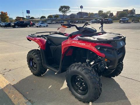 2025 Can-Am Outlander DPS 700 in Lincoln, Nebraska - Photo 4