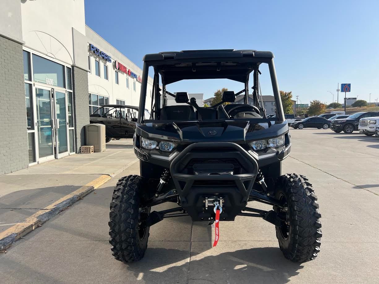 2025 Can-Am Defender MAX Lone Star in Lincoln, Nebraska - Photo 5