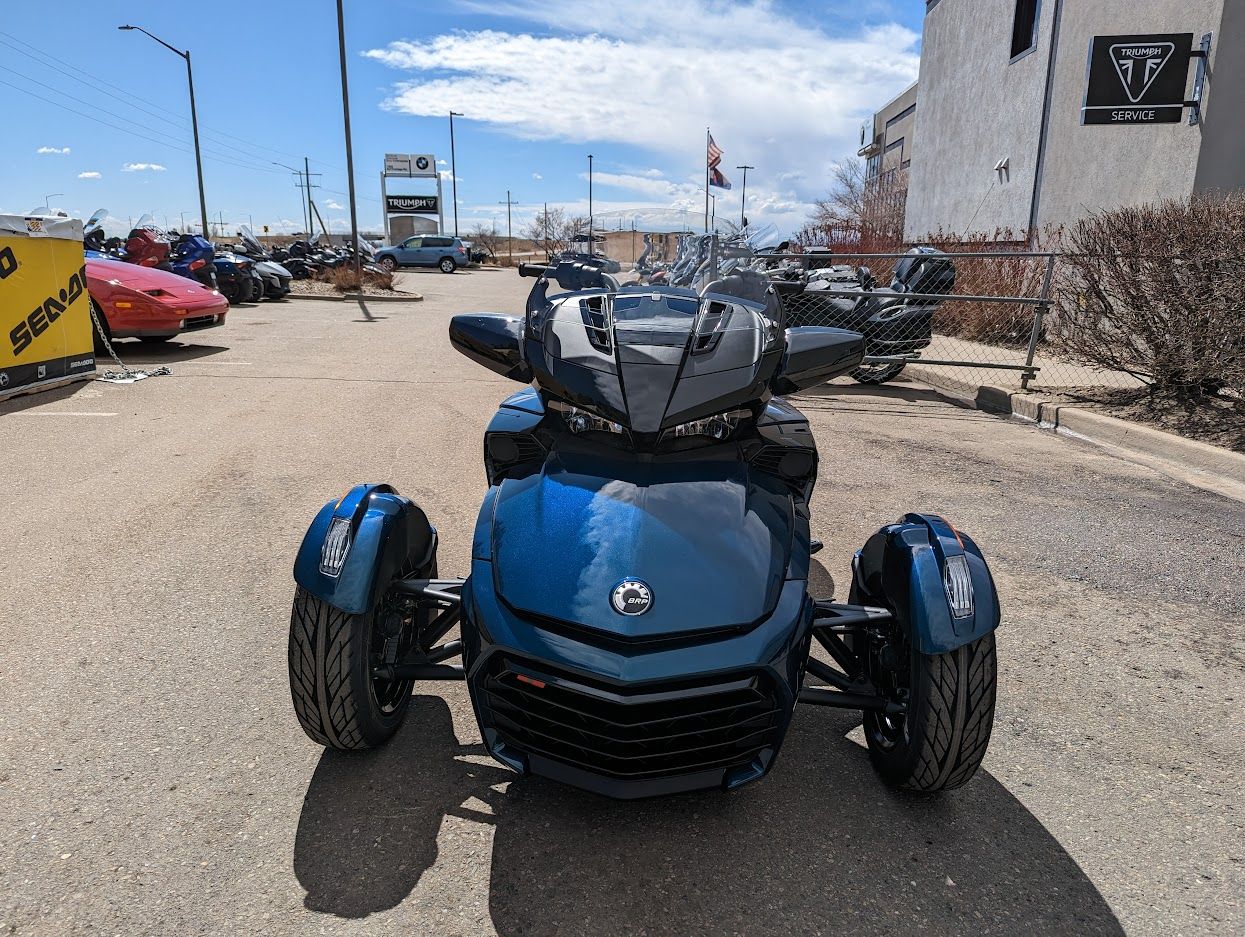 2023 Can-Am Spyder F3-T in Fort Collins, Colorado - Photo 2