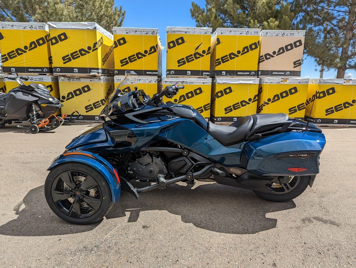 2023 Can-Am Spyder F3-T in Fort Collins, Colorado - Photo 3