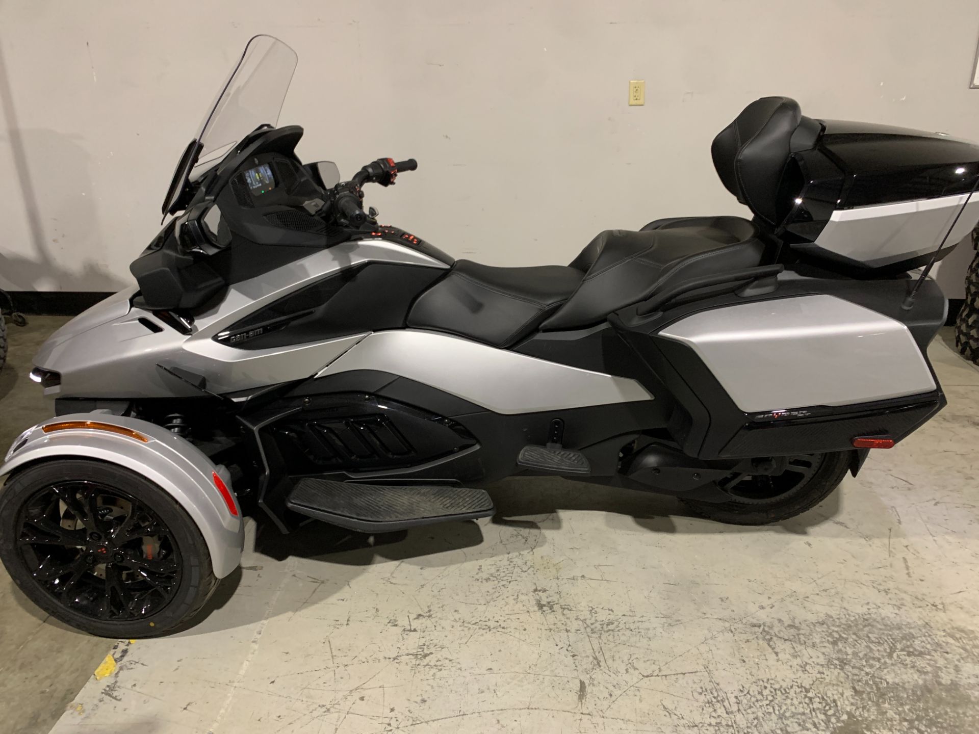 2022 Can-Am Spyder RT Limited in Fort Collins, Colorado - Photo 3