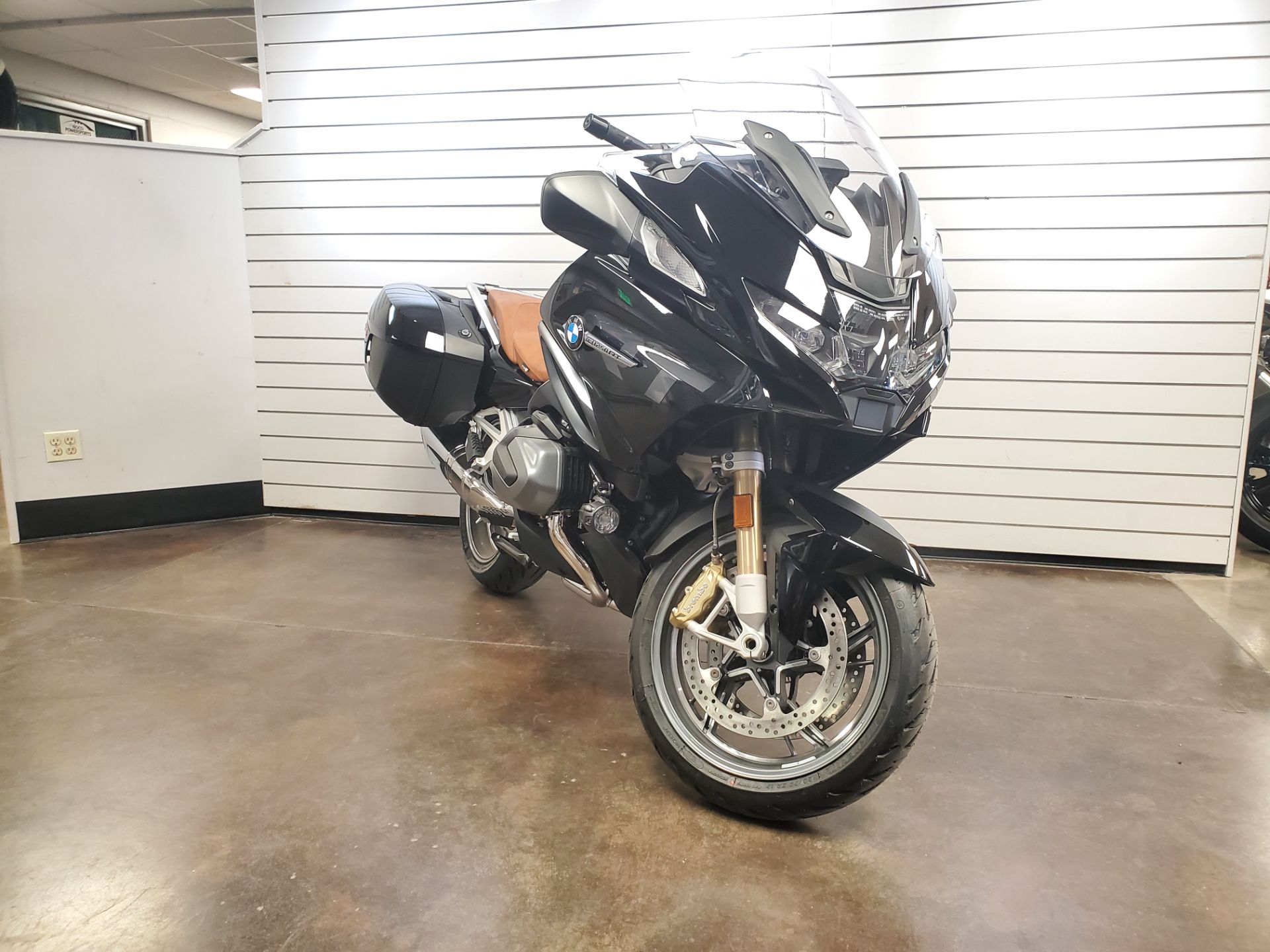 2023 BMW R 1250 RT in Fort Collins, Colorado - Photo 2