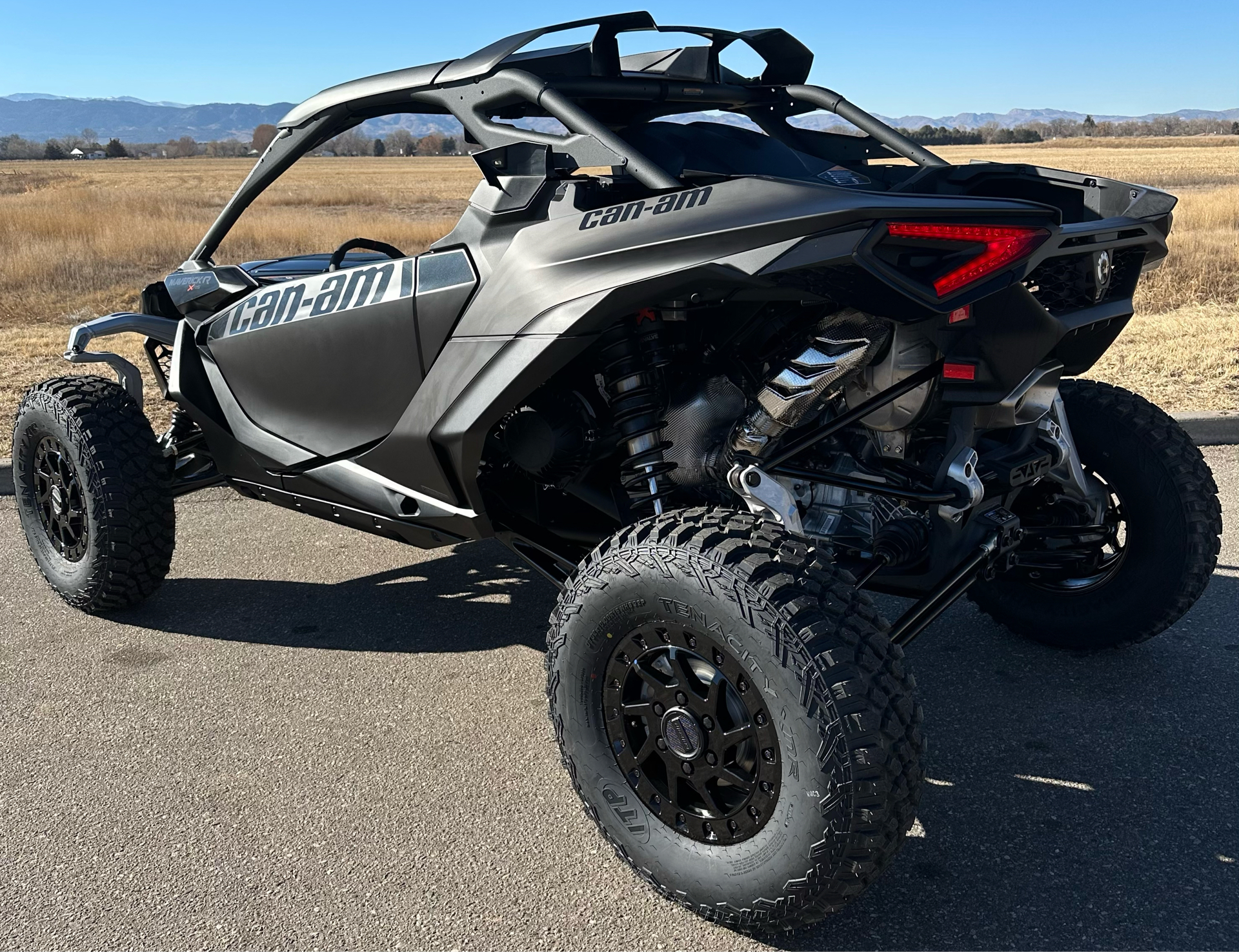 2024 Can-Am Maverick R X RS with Smart-Shox 999T DCT in Fort Collins, Colorado - Photo 9