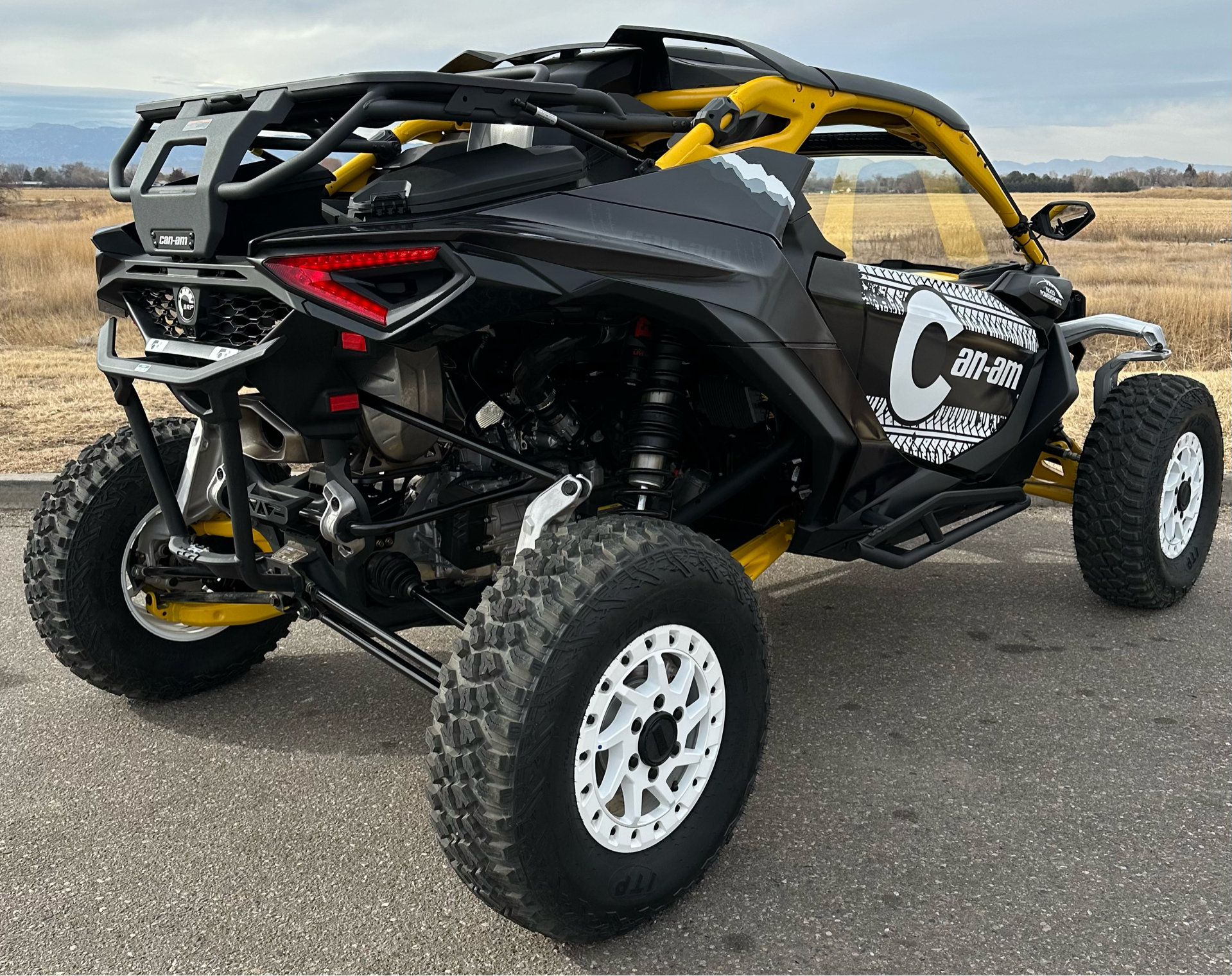 2024 Can-Am Maverick R X RS with Smart-Shox in Fort Collins, Colorado - Photo 10
