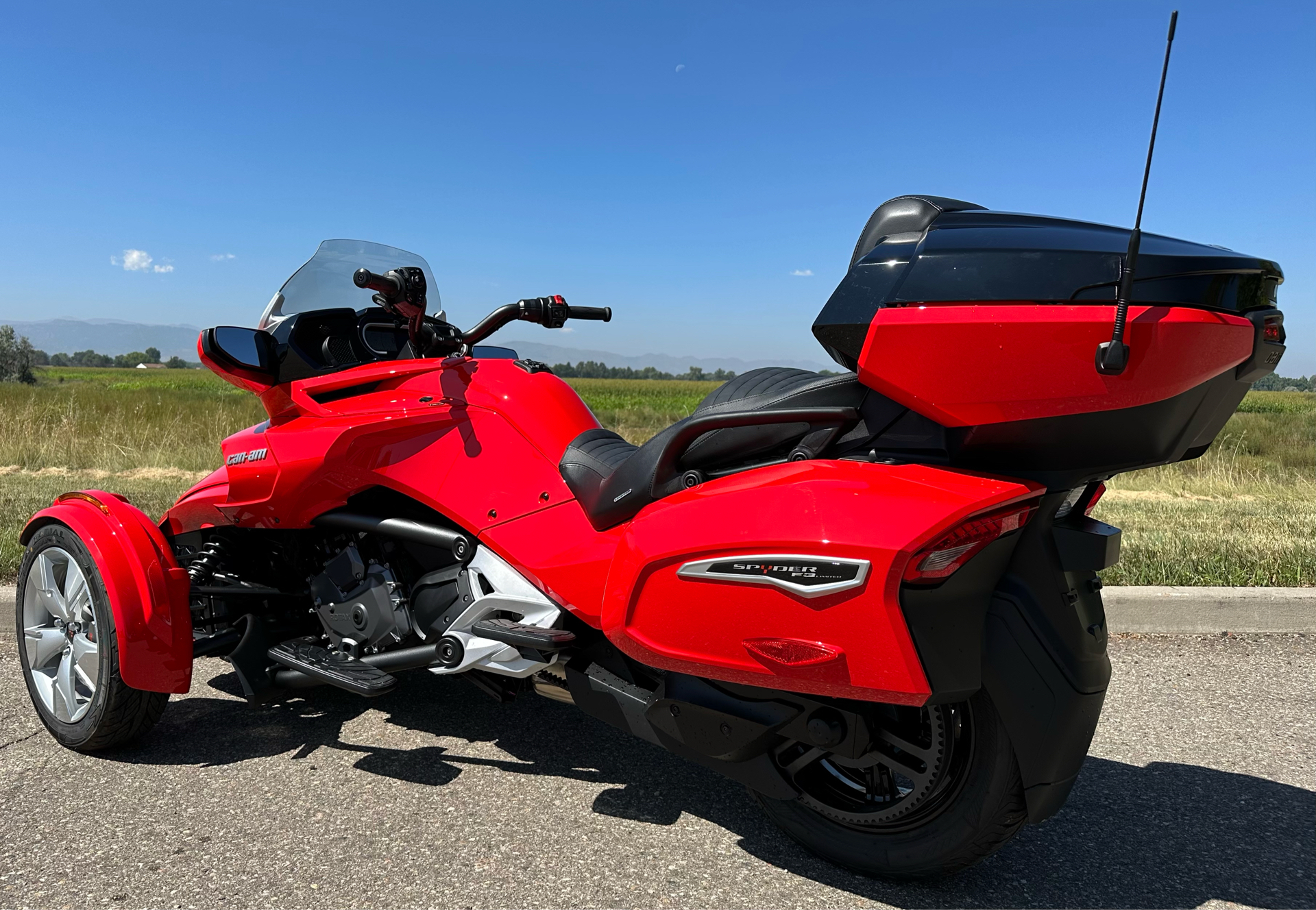 2023 Can-Am Spyder F3 Limited in Fort Collins, Colorado - Photo 8