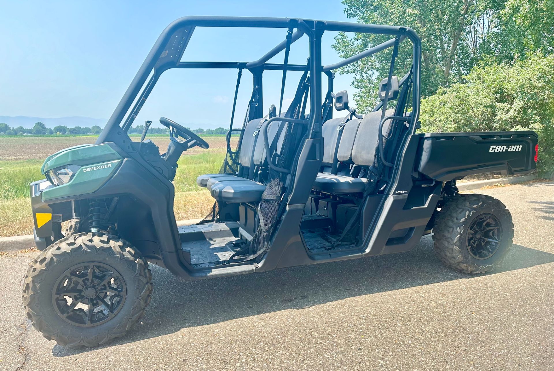 2023 Can-Am Defender MAX DPS HD9 in Fort Collins, Colorado - Photo 1