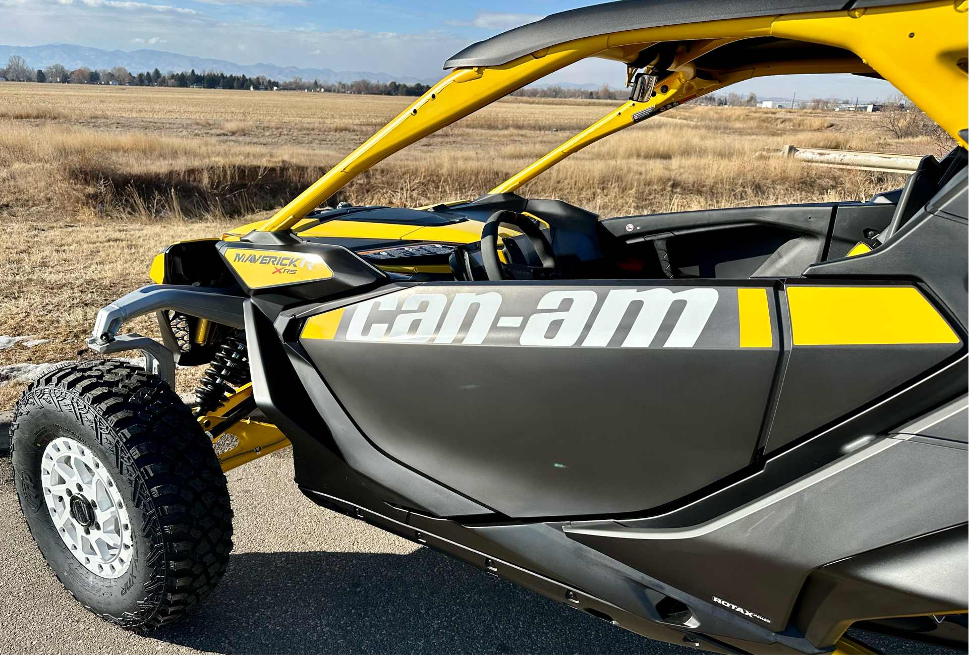 2024 Can-Am Maverick R X RS 999T DCT in Fort Collins, Colorado - Photo 15